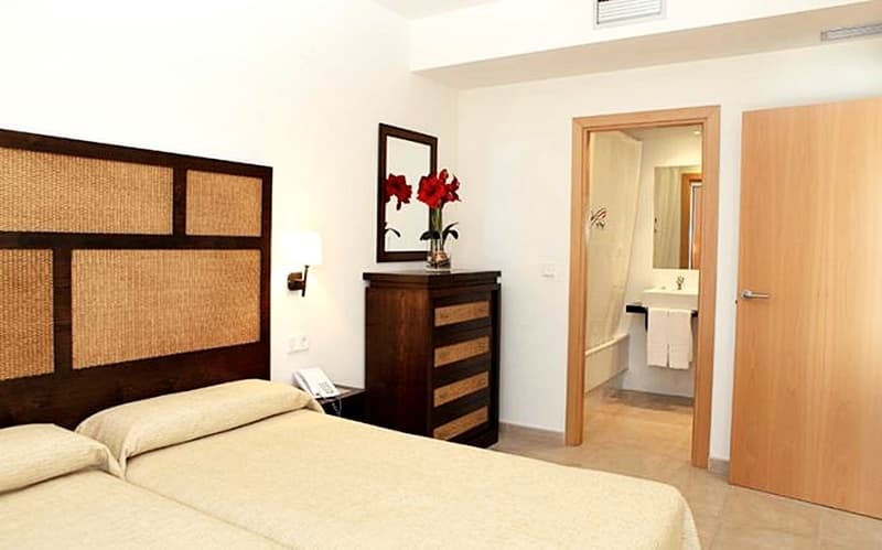 On Family Islantilla, General view