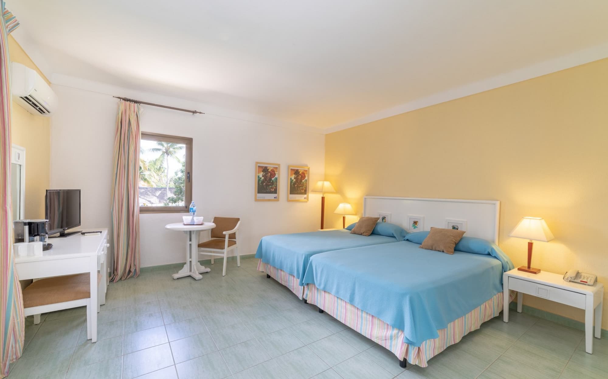 ROC Arenas Doradas All Inclusive, Room