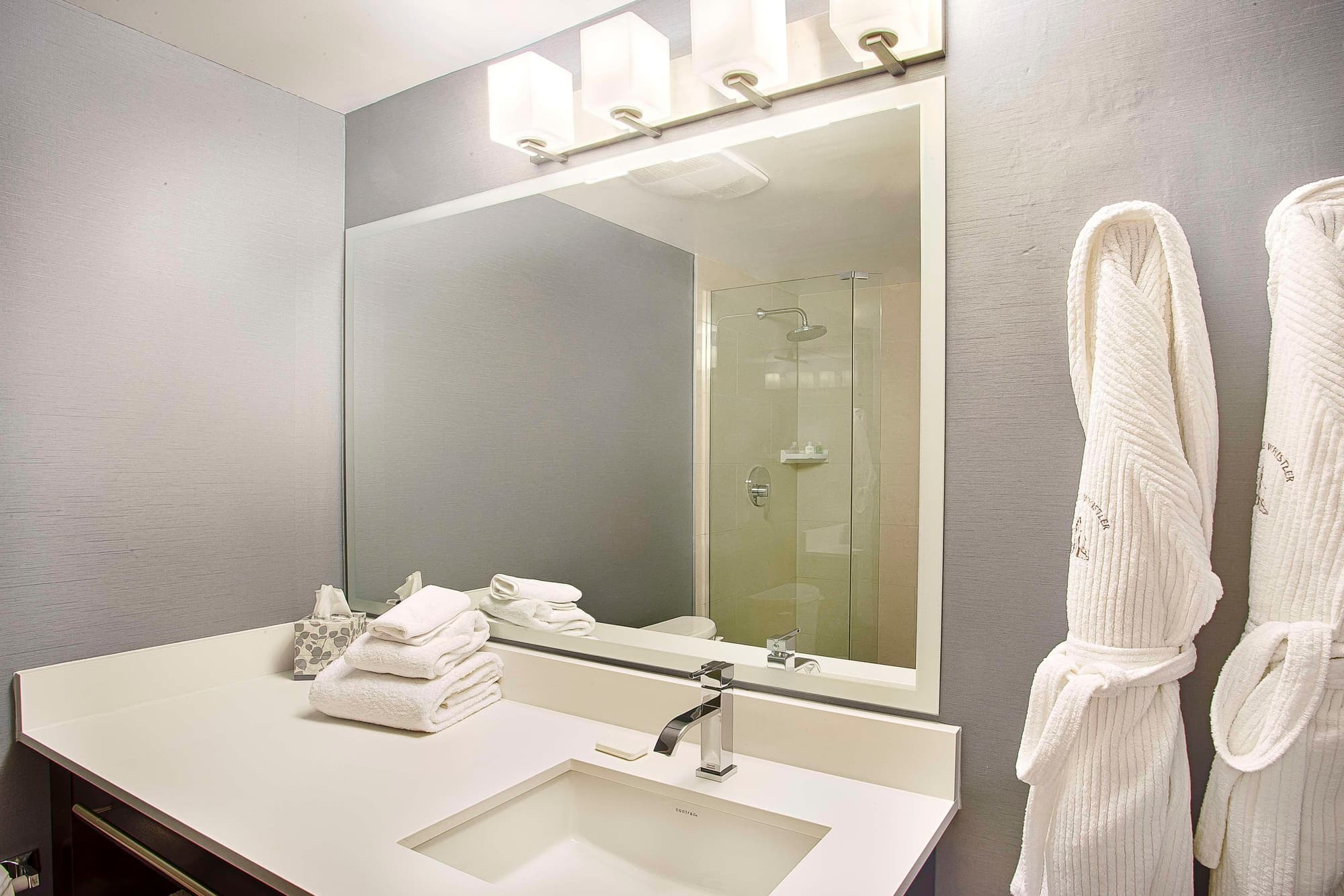 Pinnacle Hotel Whistler, Room