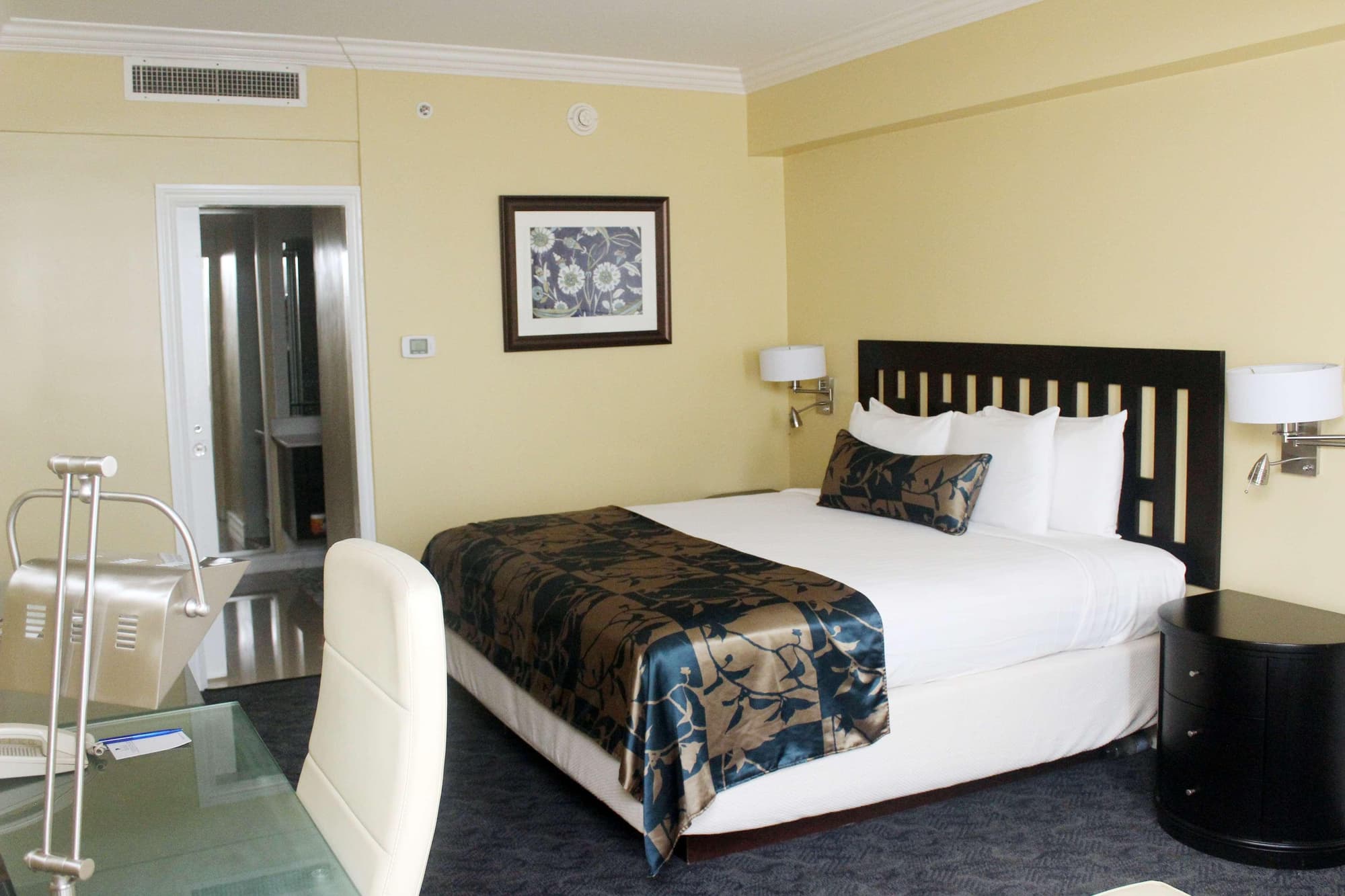 Jamaica Pegasus, Room