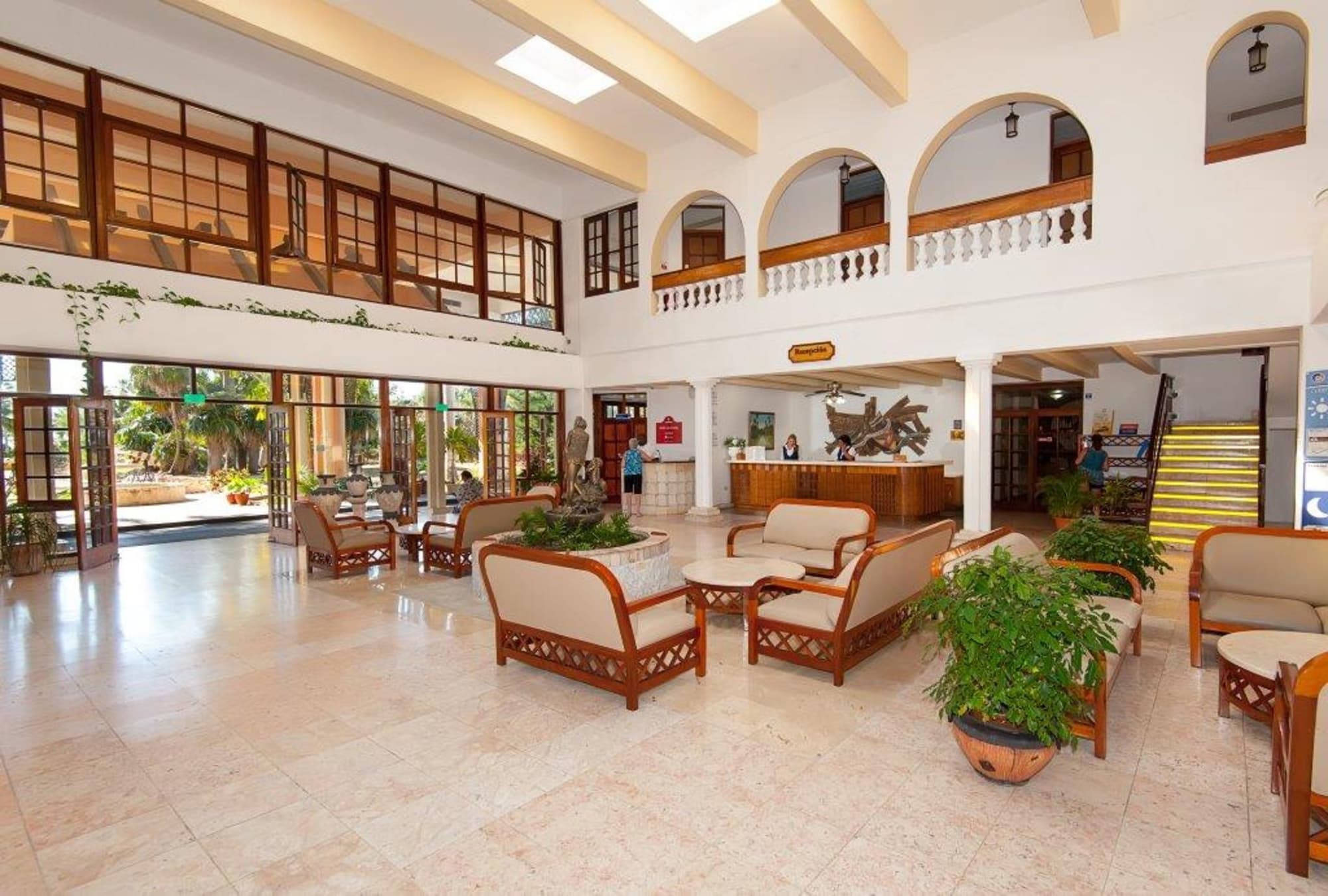 Hotel Los Cactus, Lobby