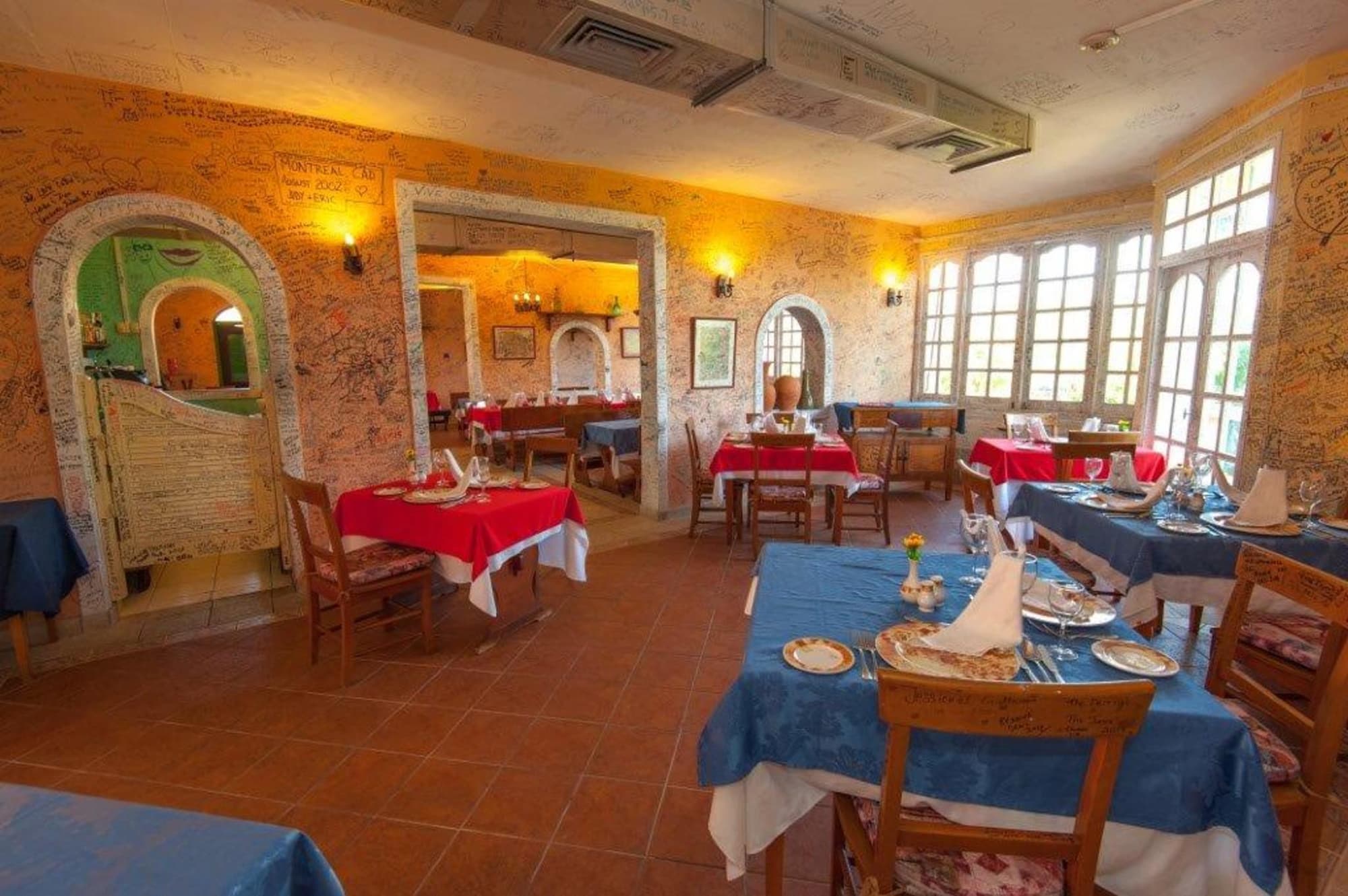 Hotel Los Cactus, Restaurant