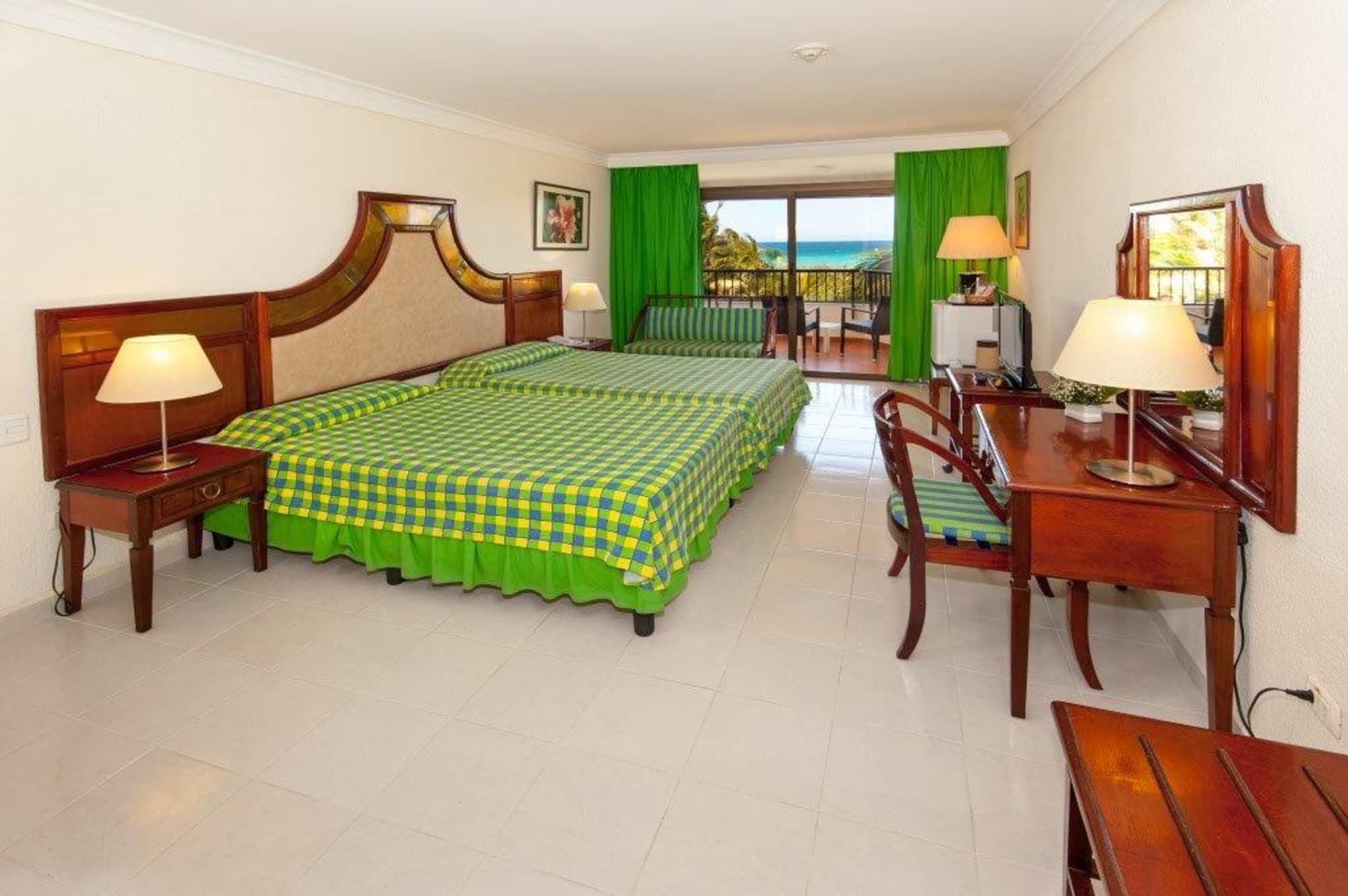 Hotel Los Cactus, Room