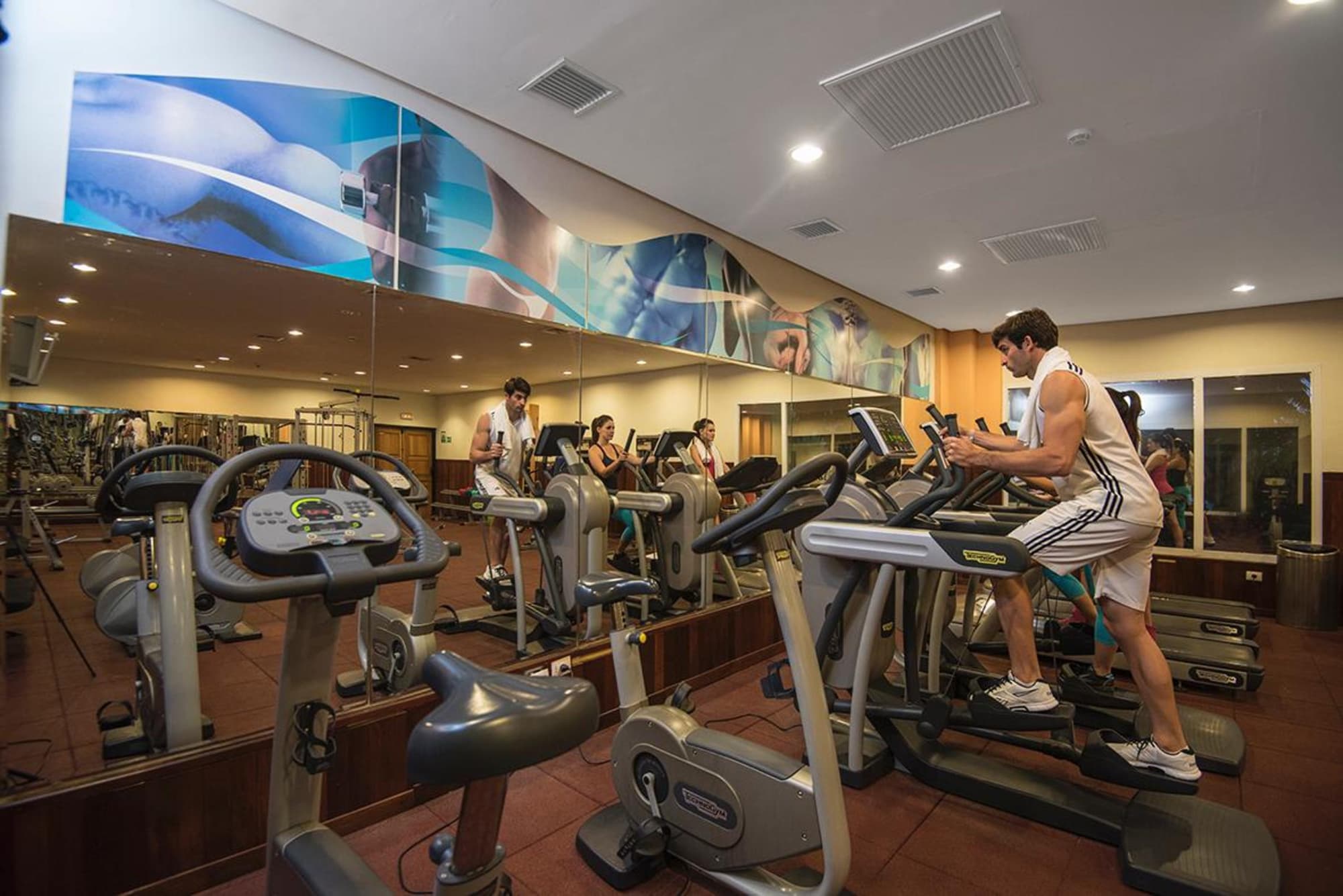 Blau Varadero Hotel All Inclusive, Sports and Entertainment