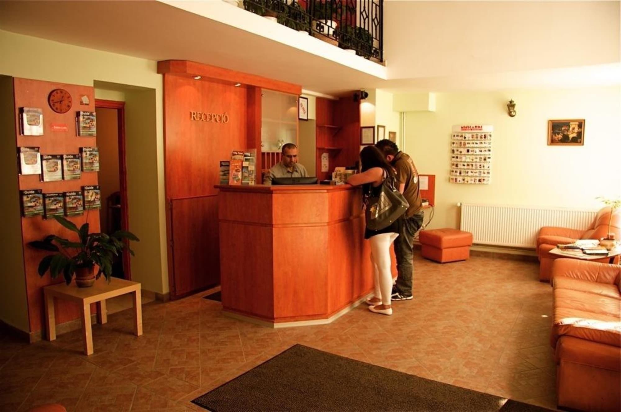 Easy Star Hotel, Lobby