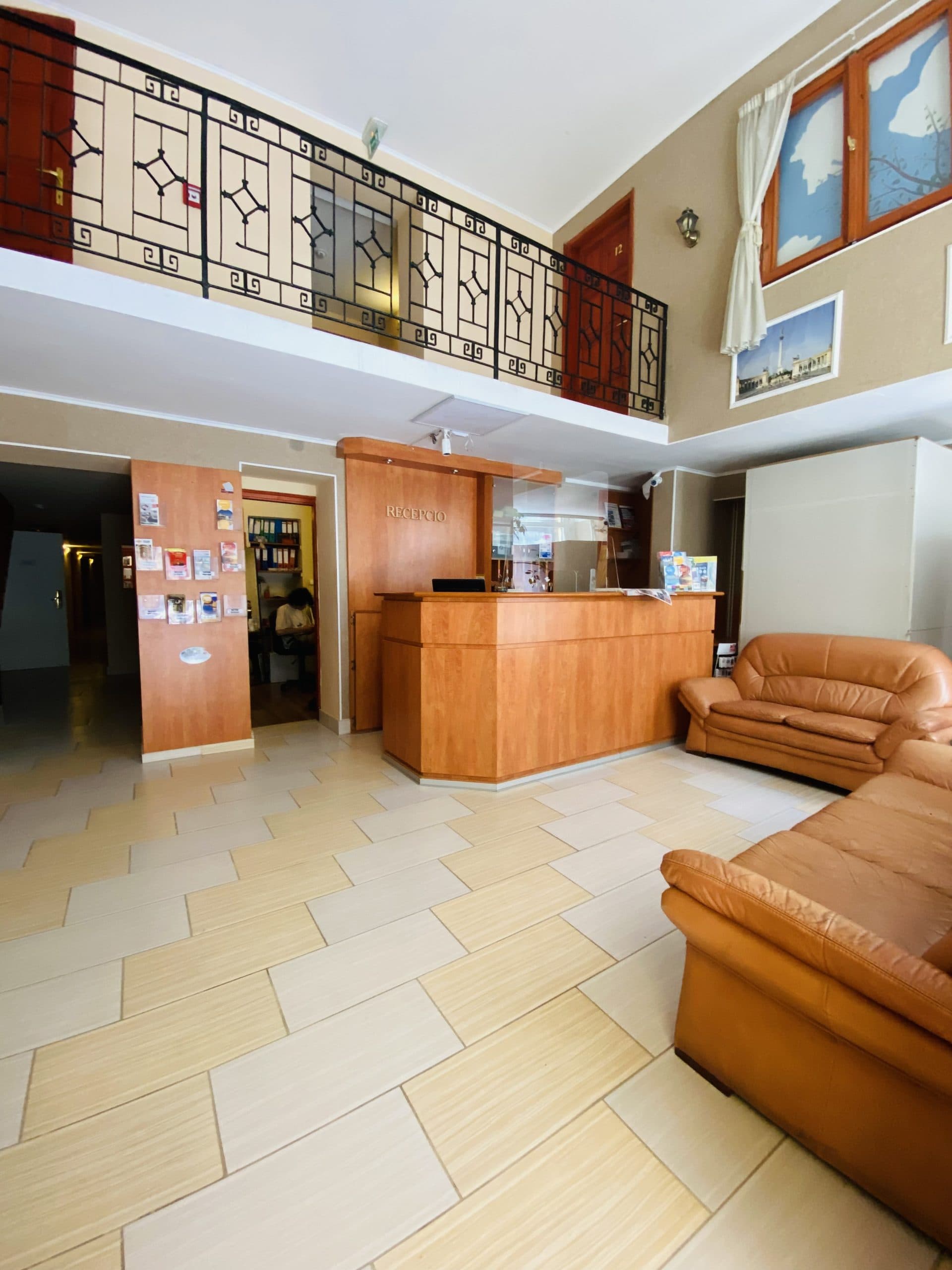 Easy Star Hotel, Lobby