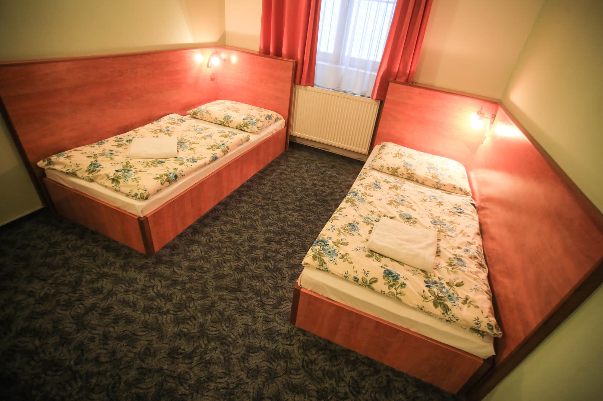 Easy Star Hotel, Room