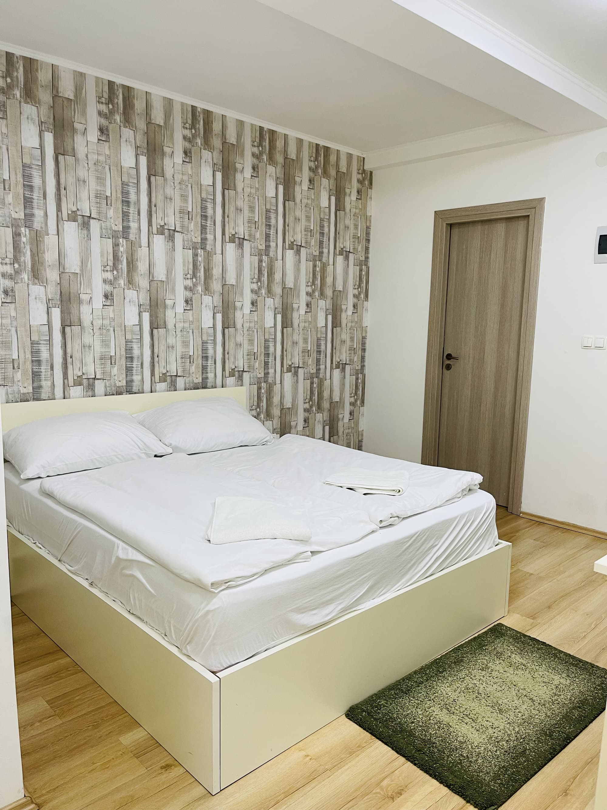 Easy Star Hotel, Room