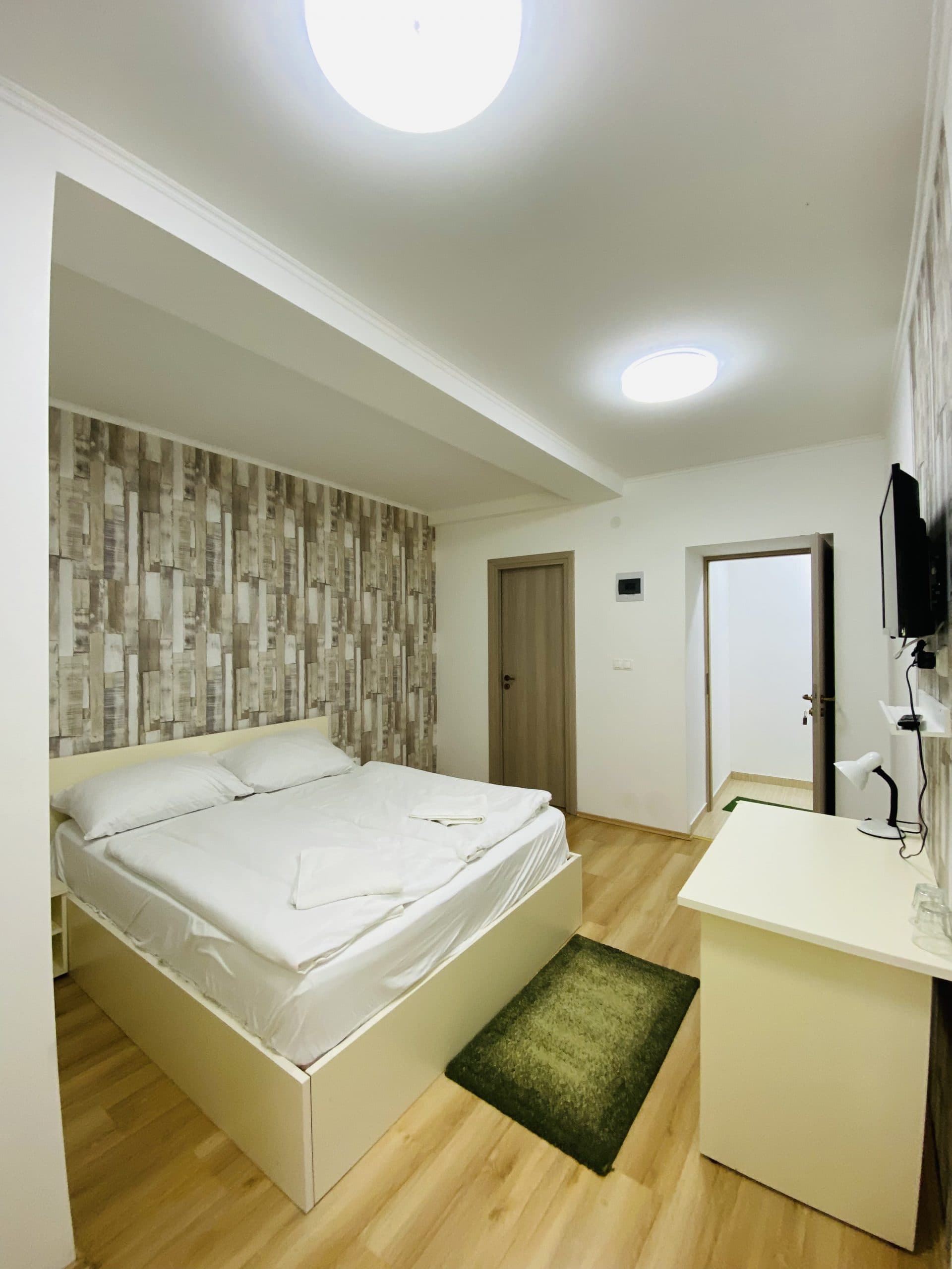 Easy Star Hotel, Room