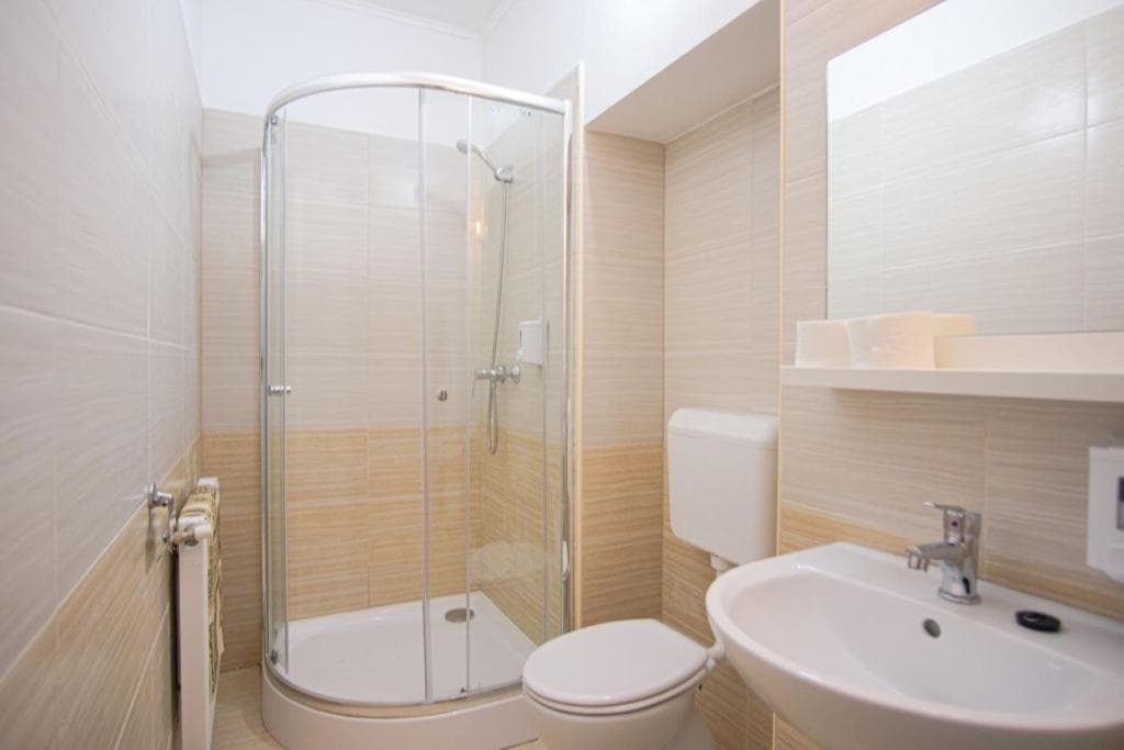 Easy Star Hotel, Room