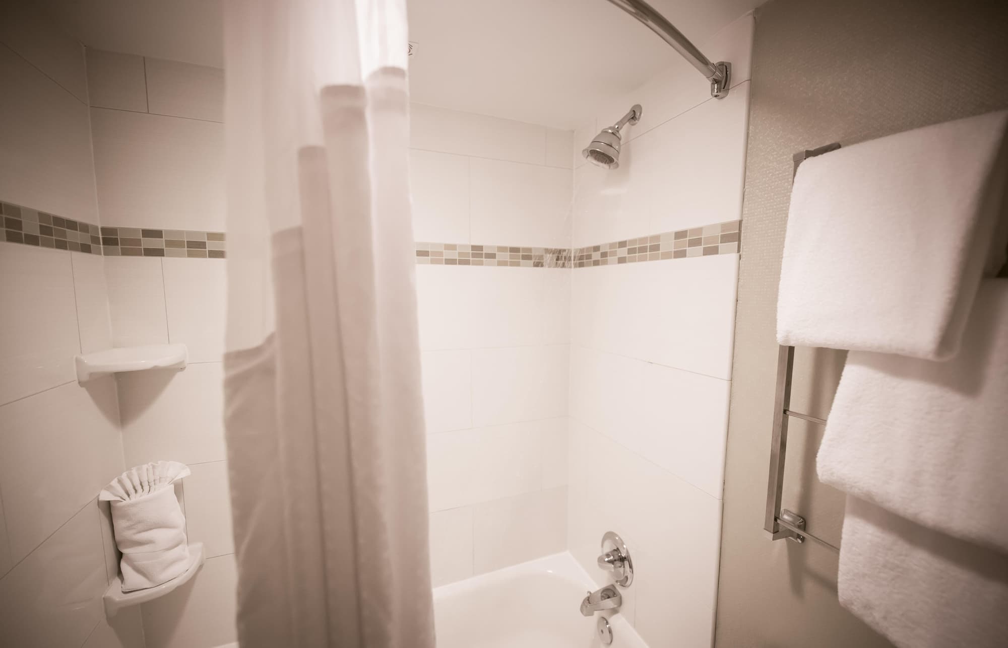 Holiday Inn Raleigh Downtown - Capital, Room