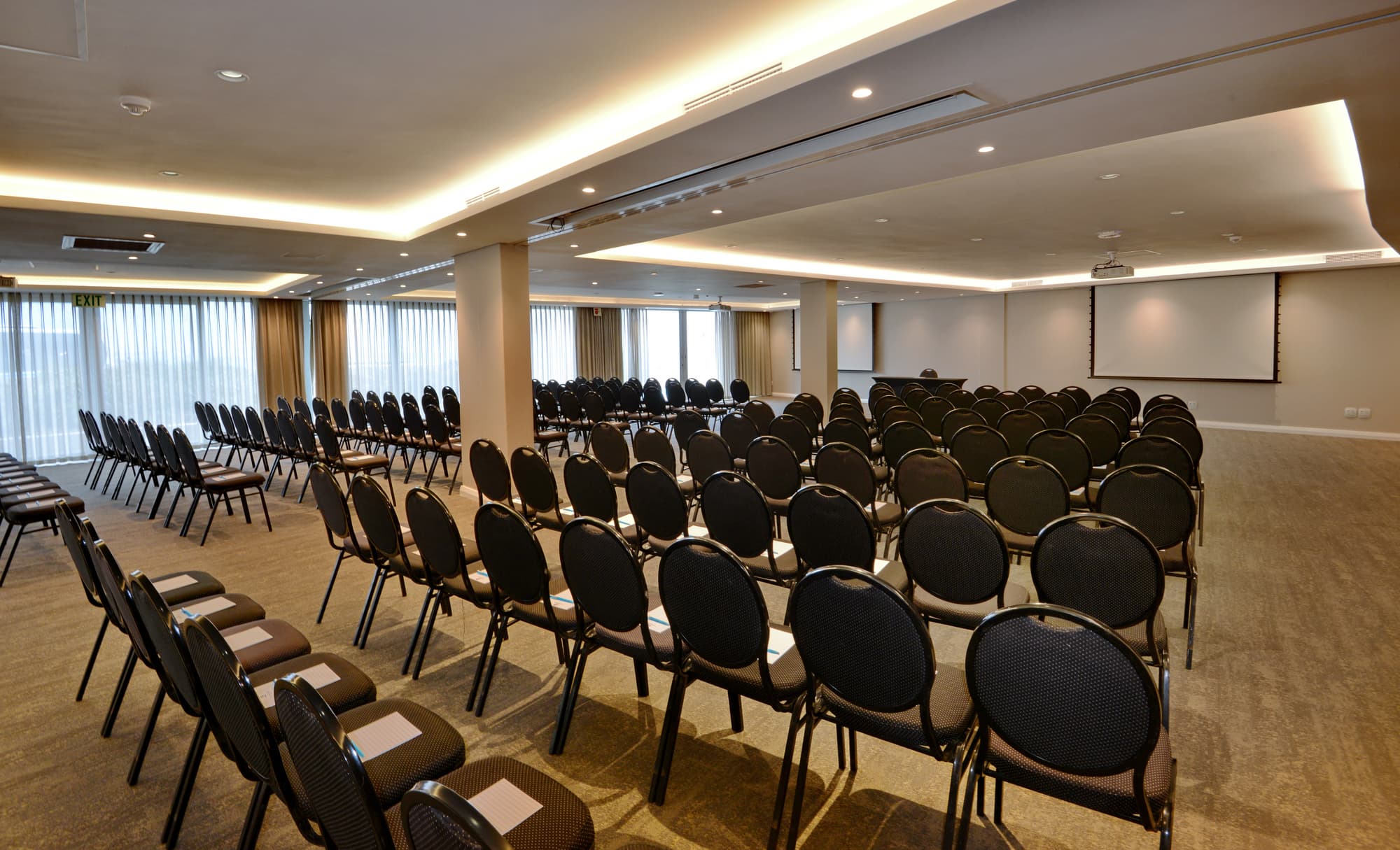 Lagoon Beach Hotel, Conferences