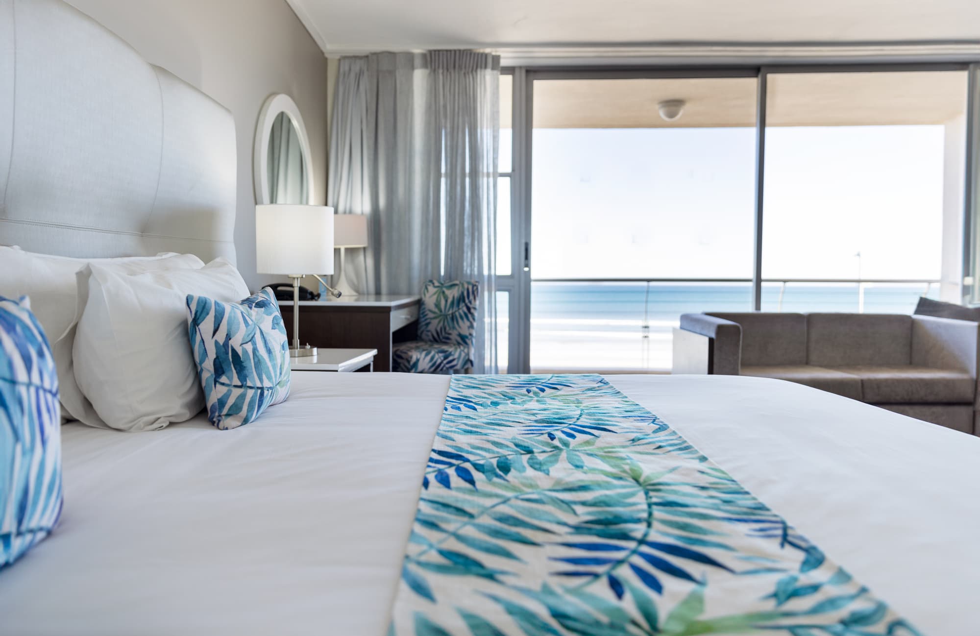 Lagoon Beach Hotel, Room