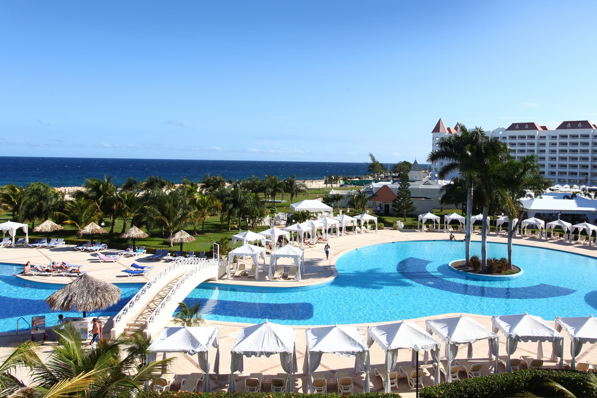 Bahia Principe Grand Jamaica All Inclusive, Pool