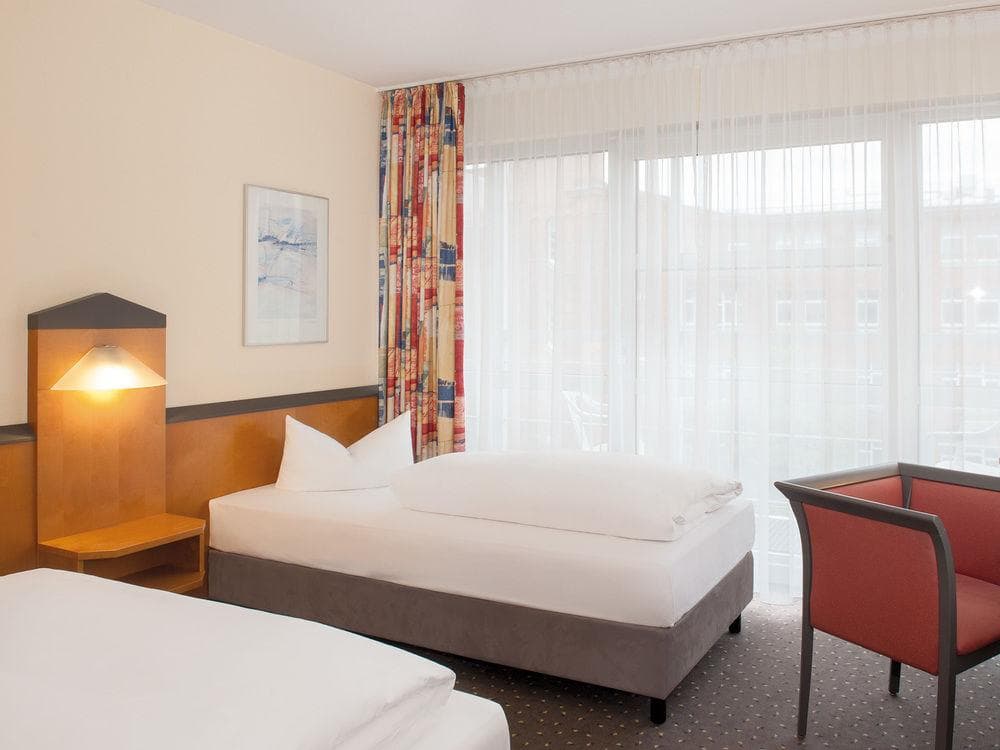 Hotel Victor's Residenz Hotel Berlin Tegel, Room