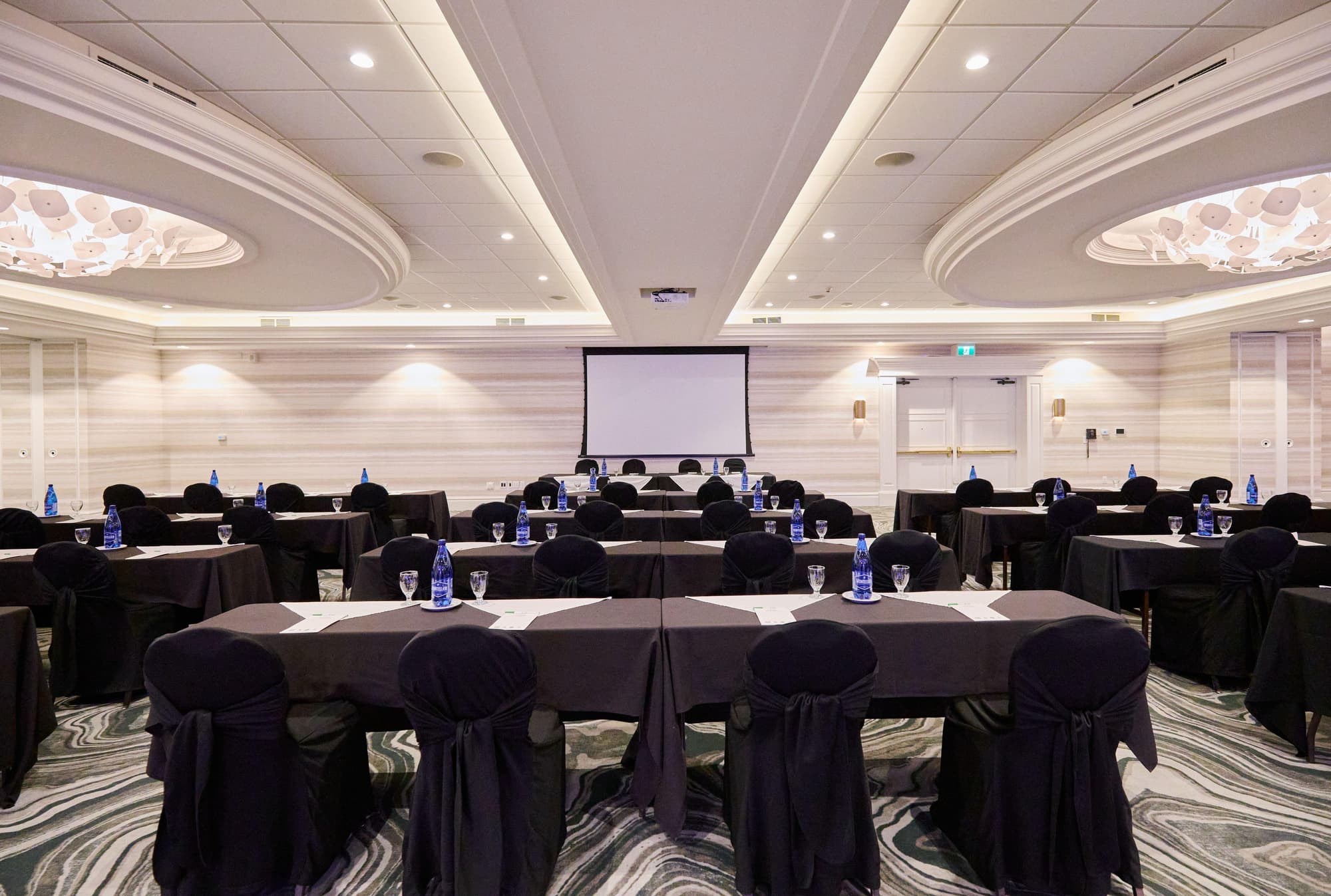Holiday Inn Hotel and Suites St. Catharines Conf, Conferences