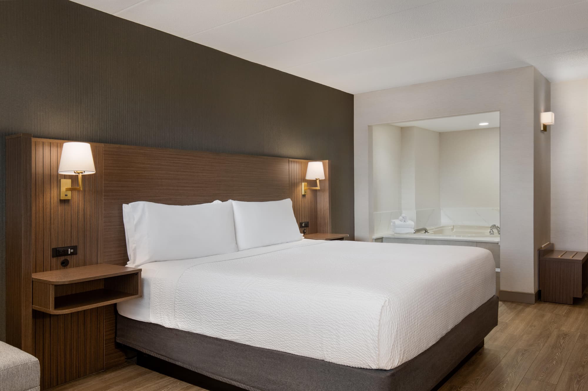 Holiday Inn Hotel and Suites St. Catharines Conf, Room