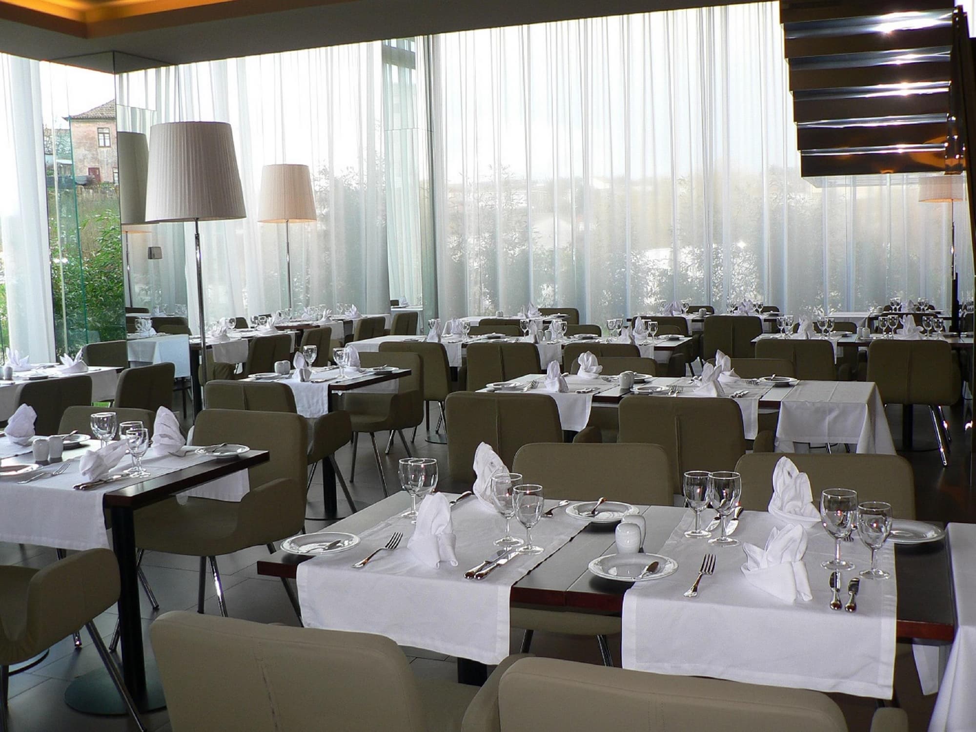 Golden Tulip São João da Madeira Hotel, Restaurant