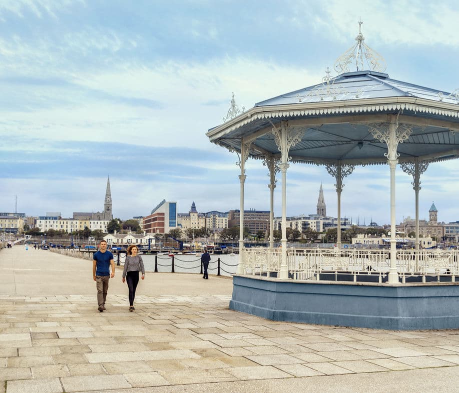 Royal Marine, General view