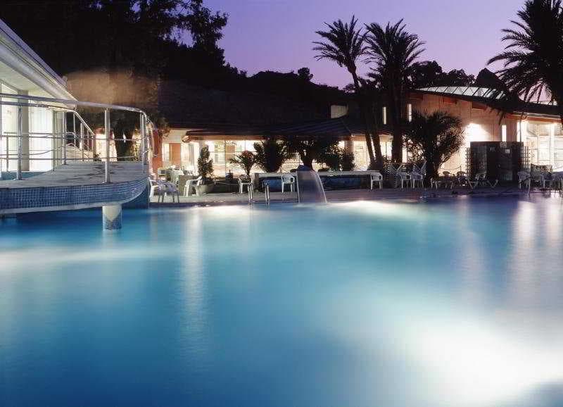 Levante - Balneario de Archena, Pool