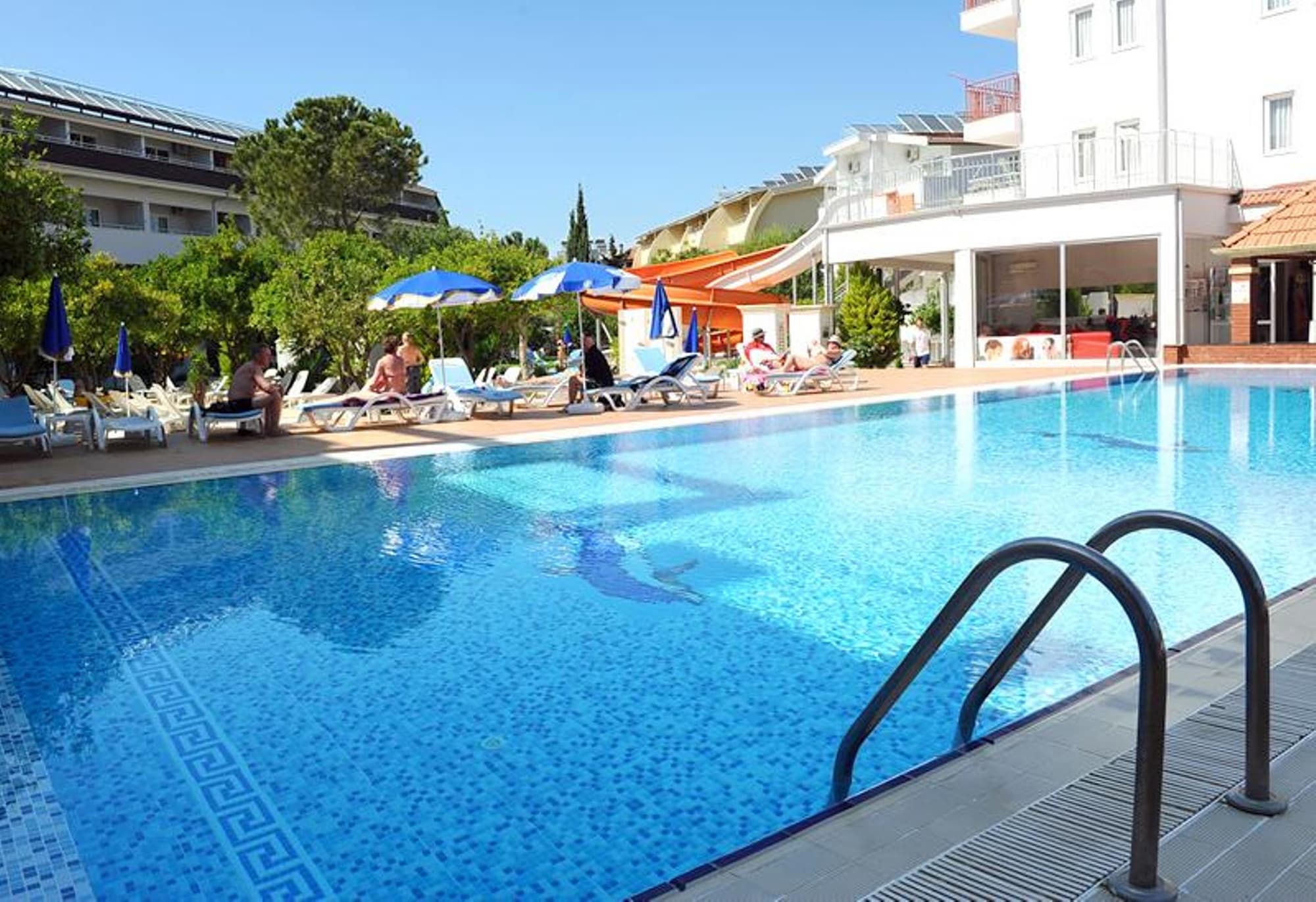 Hotel Catty Cats Garden, Pool