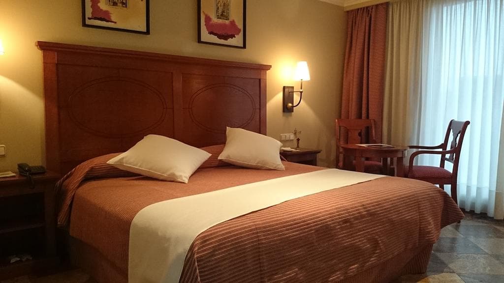 Pamplona Villava, Room