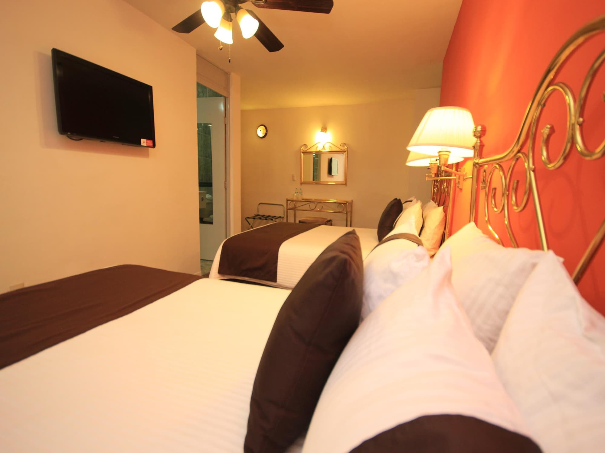 Mision Argento Zacatecas, Room