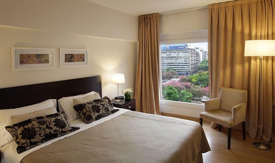 El Conquistador, Room