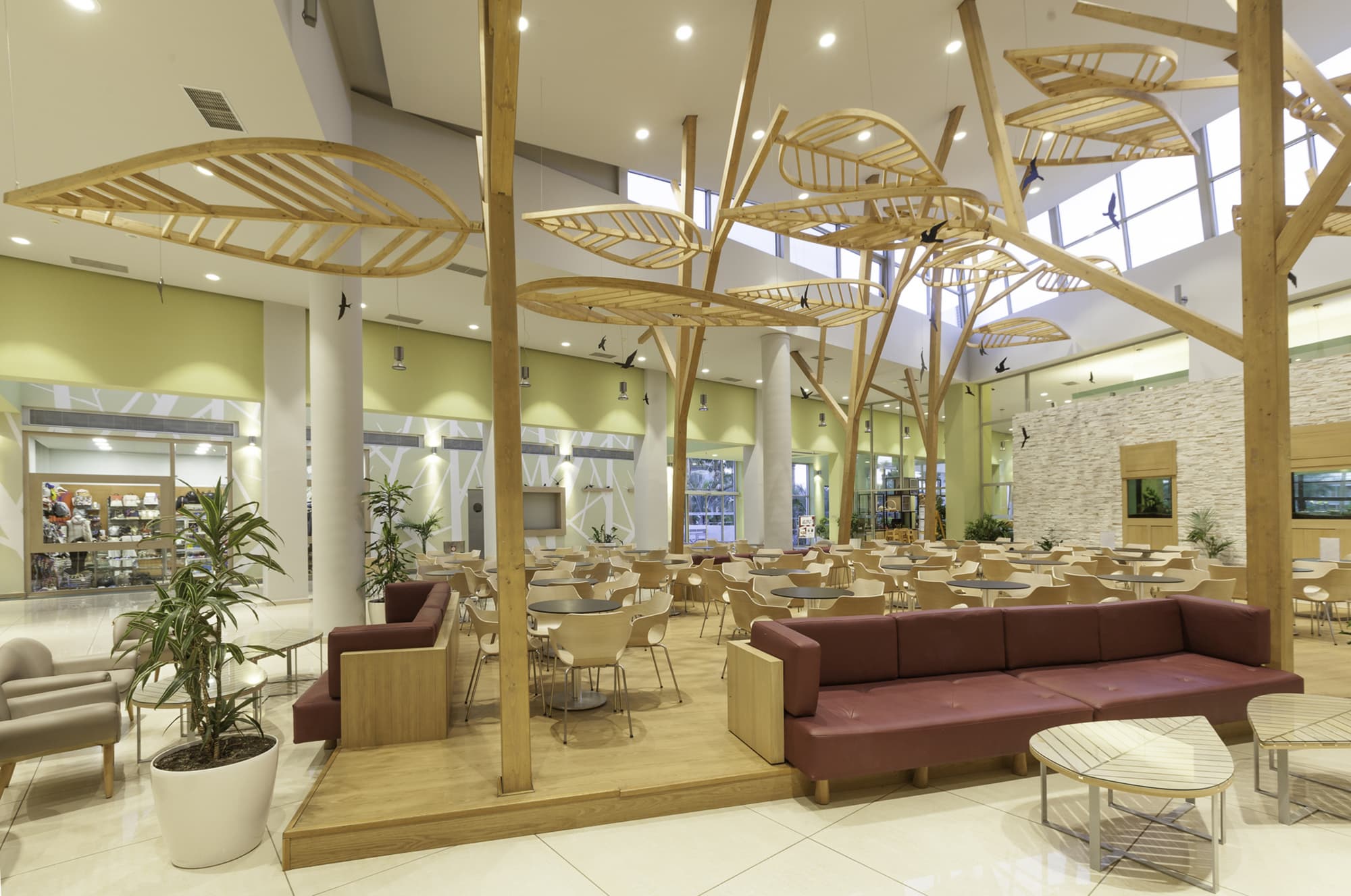 Blue Lagoon Resort, Lobby