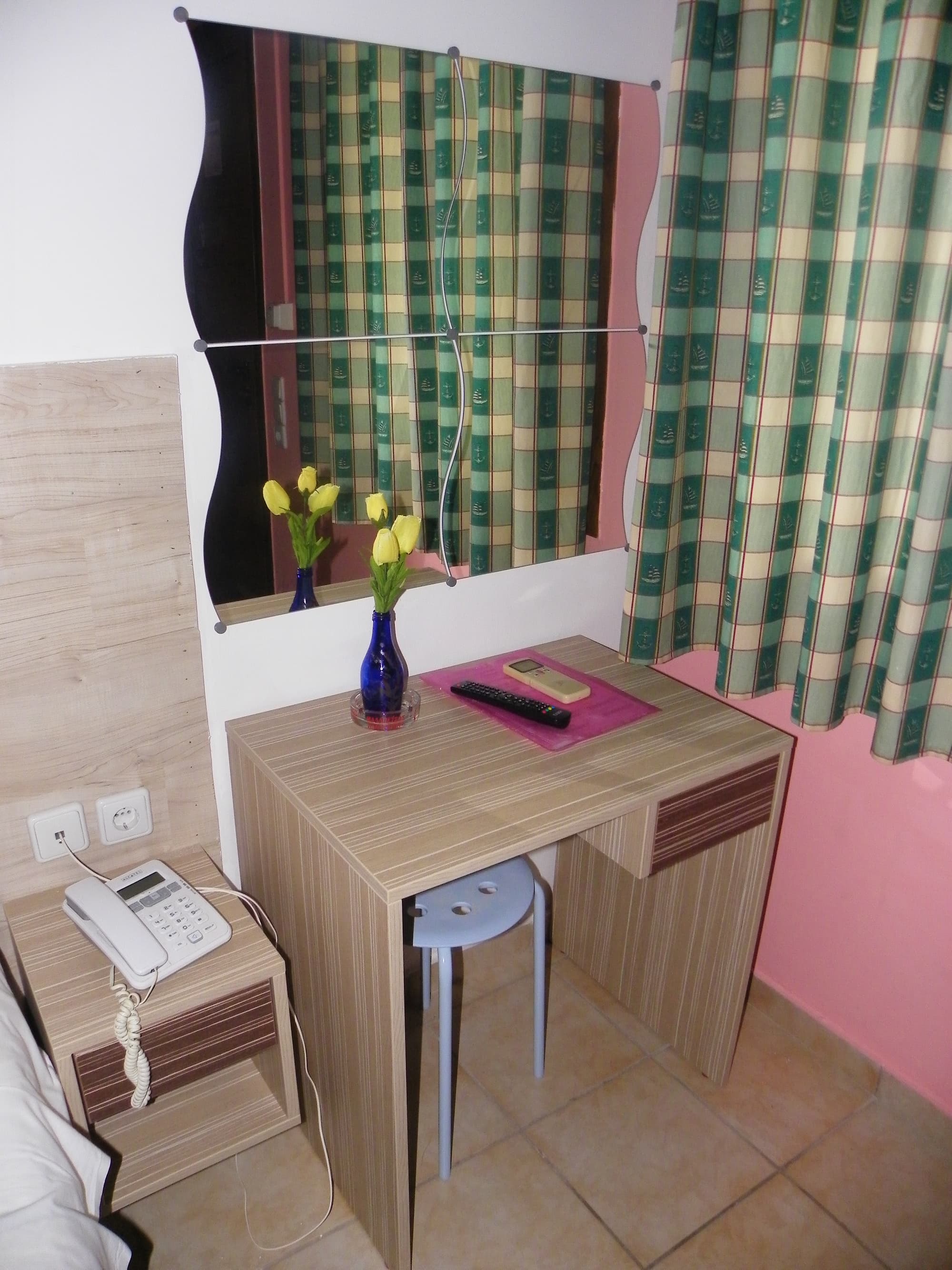 Mirabelle Hotel, Room