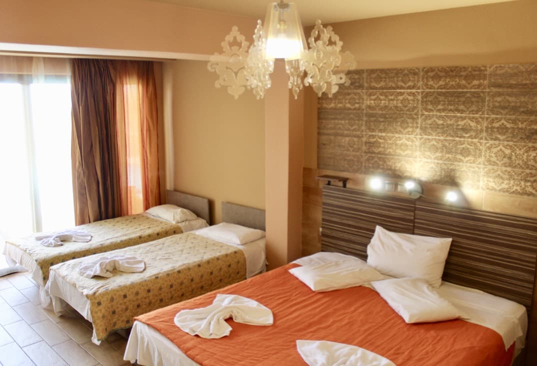 Mirabelle Hotel, Room