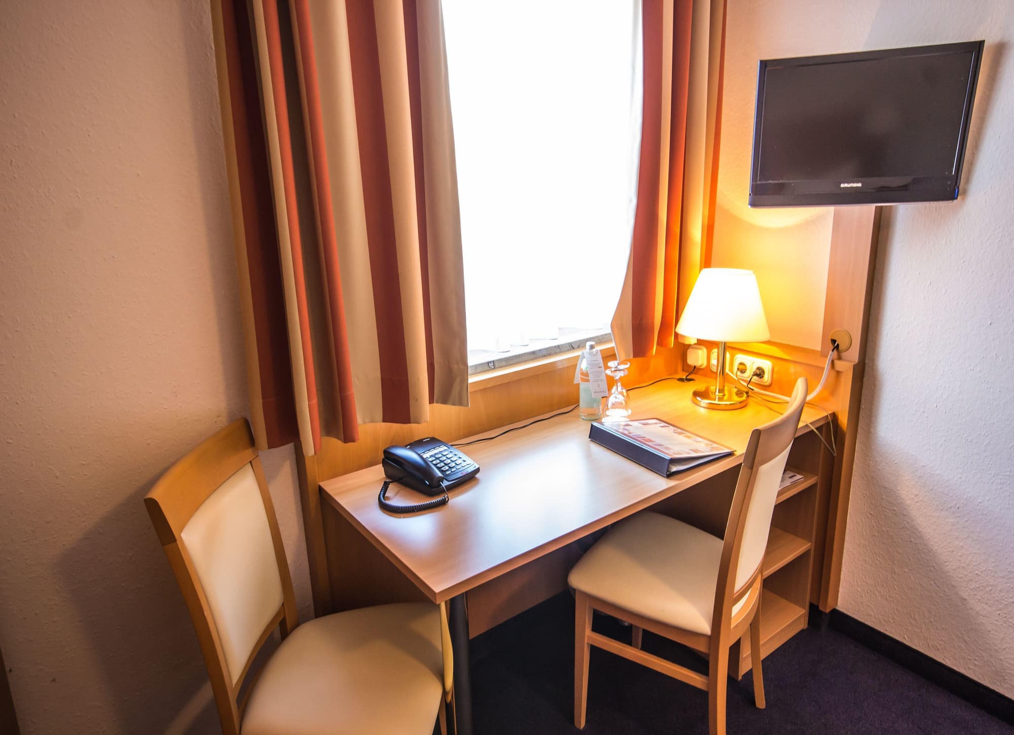 IBB Passau Süd, Room