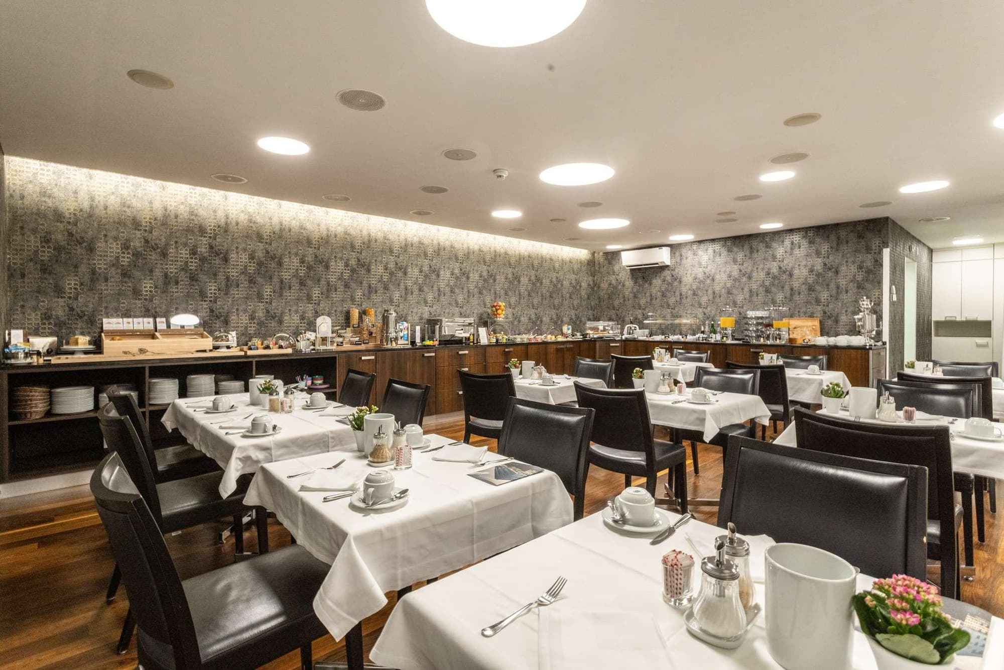 ABC Swiss Quality Hotel, Restaurant