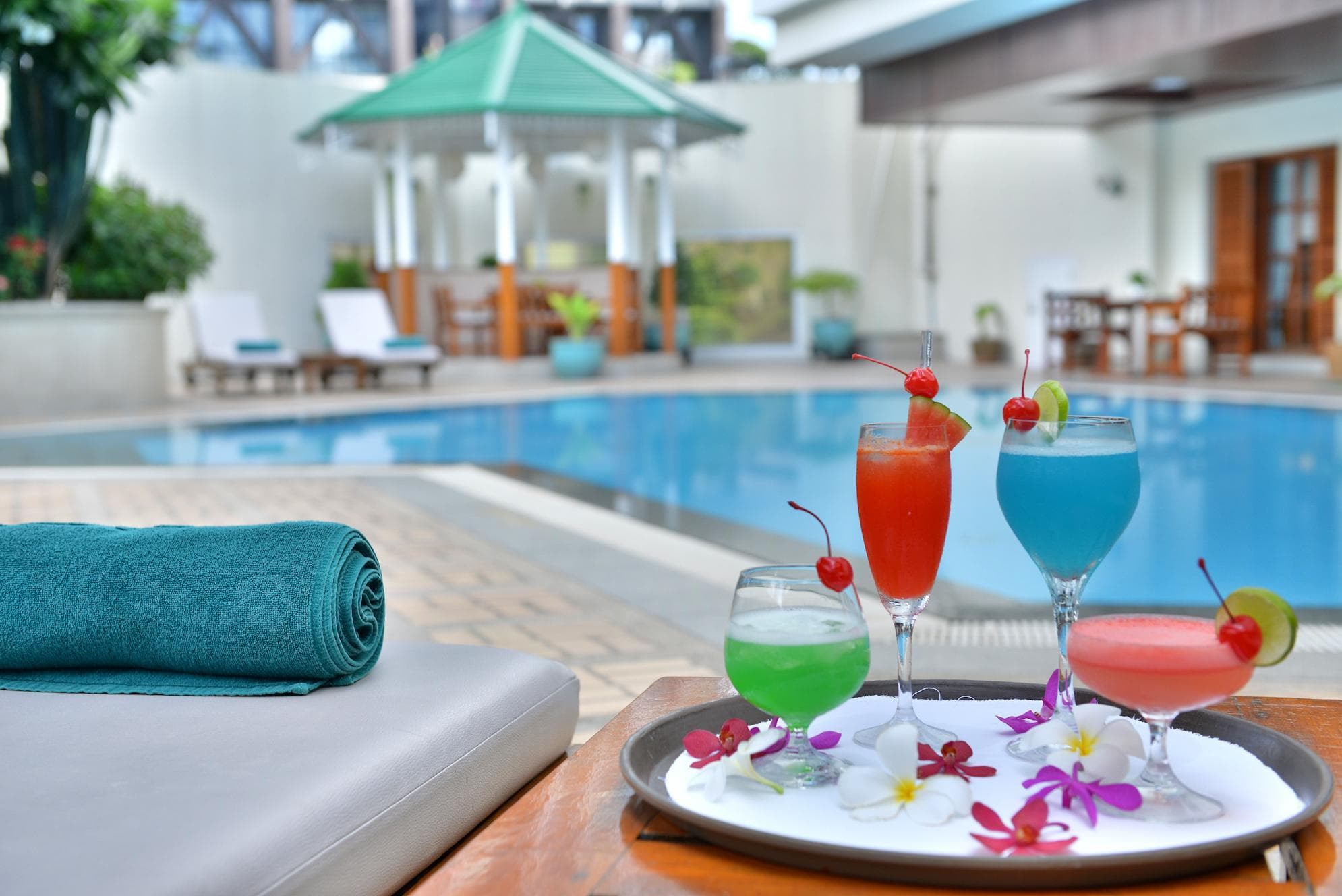 Evergreen Laurel Bangkok, Pool