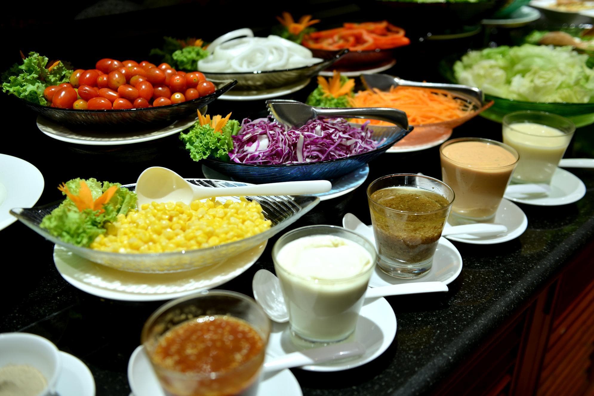 Evergreen Laurel Bangkok, Restaurant