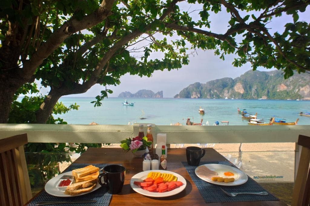 Phi Phi Bayview & Premier Resort, Restaurant