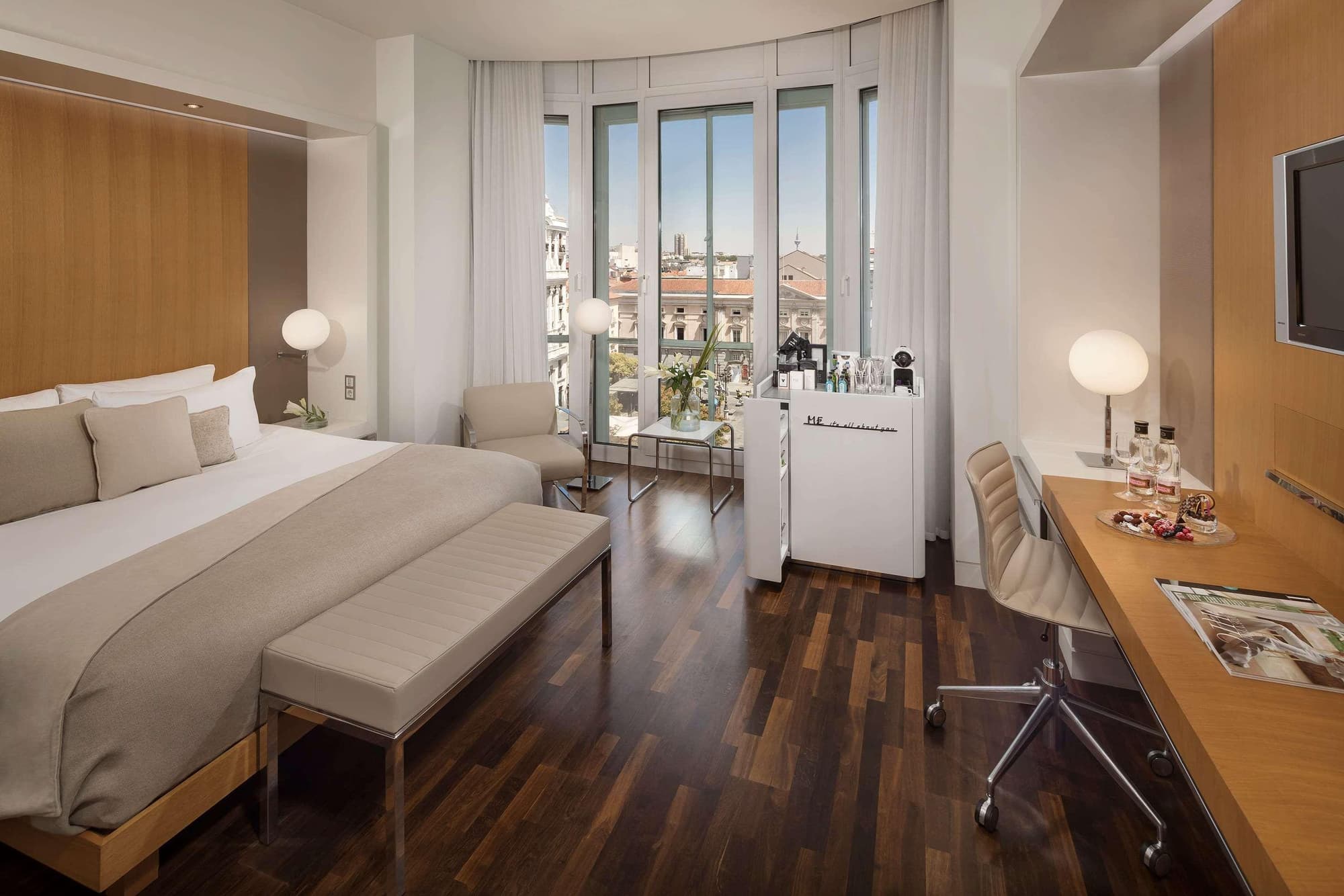 ME Madrid Reina Victoria, Room