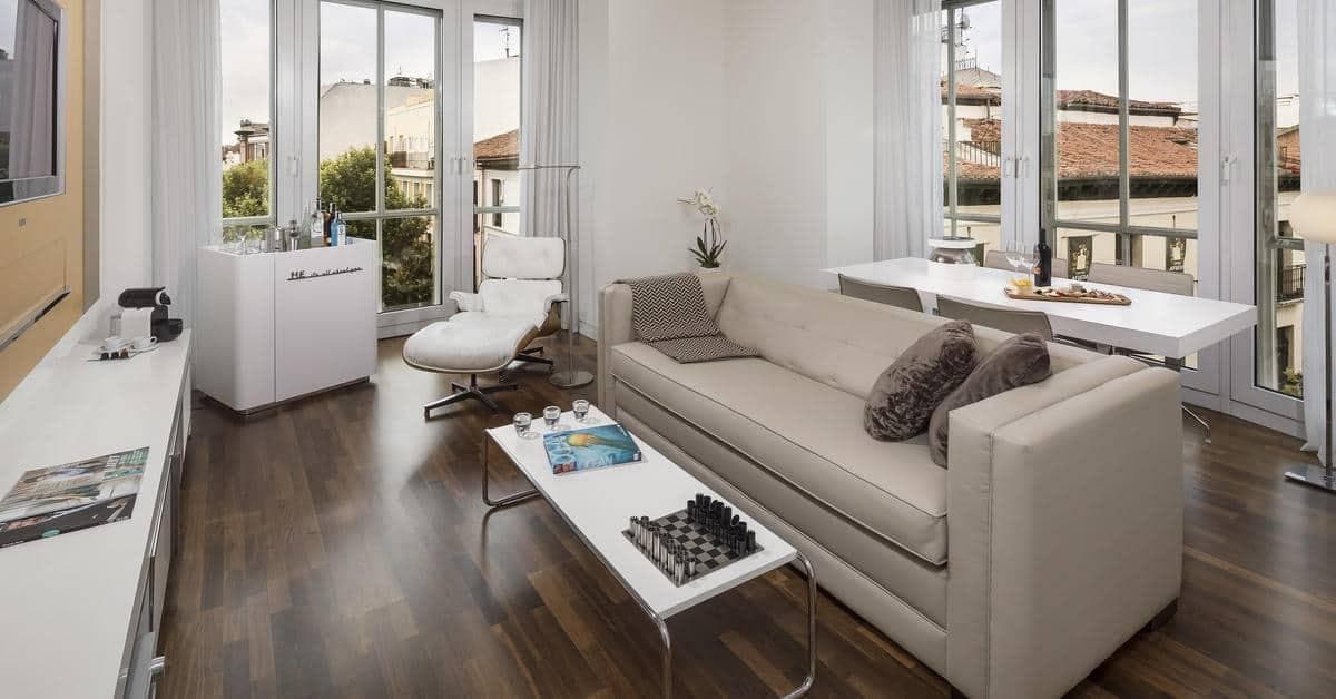 ME Madrid Reina Victoria, Room