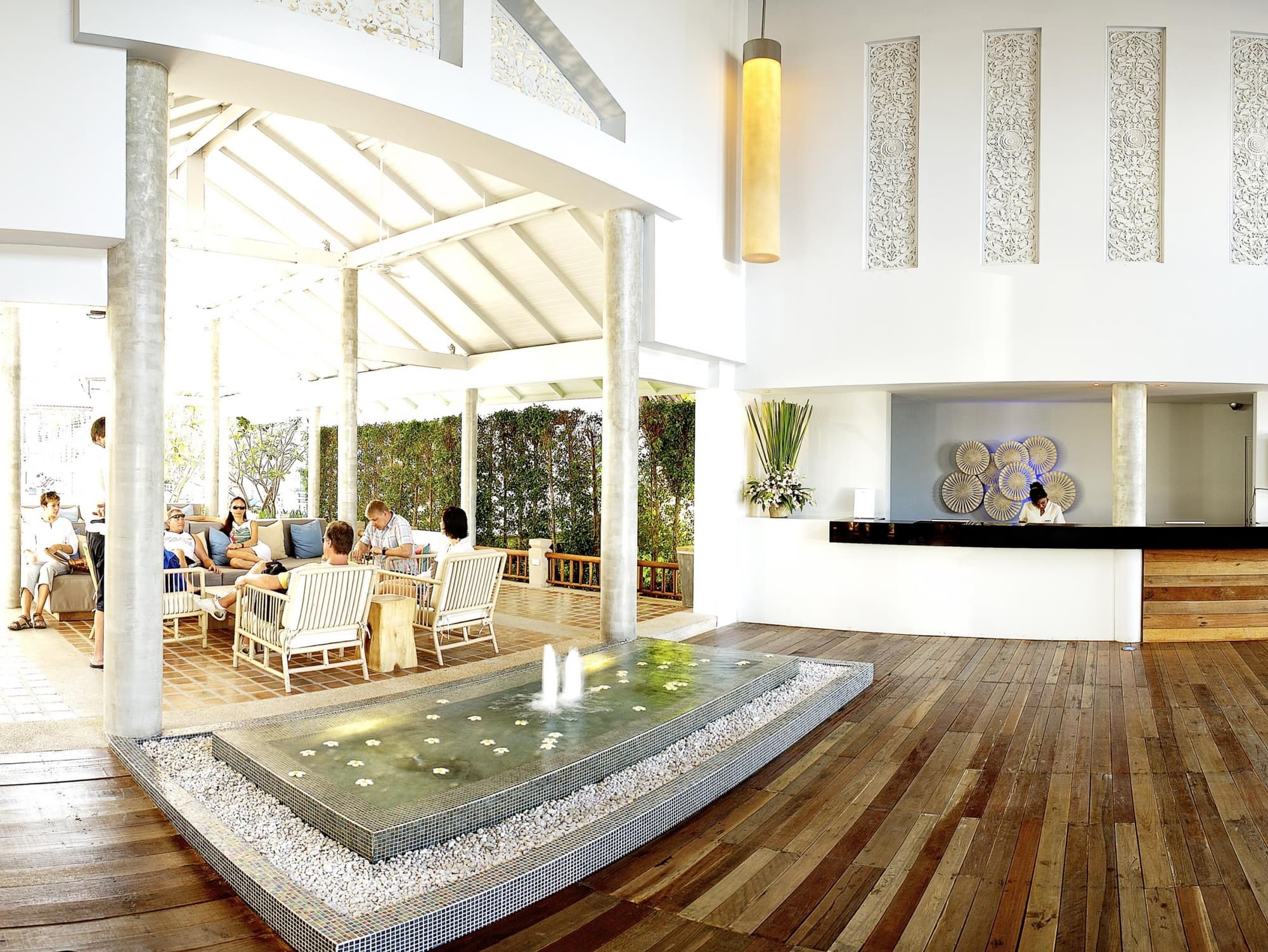 Ramada by Wyndham Phuket Southsea, Lobby