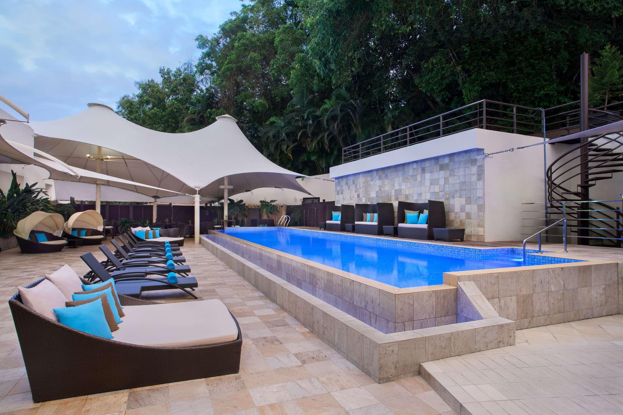 Radisson Hotel Brunei Darussalam, Pool