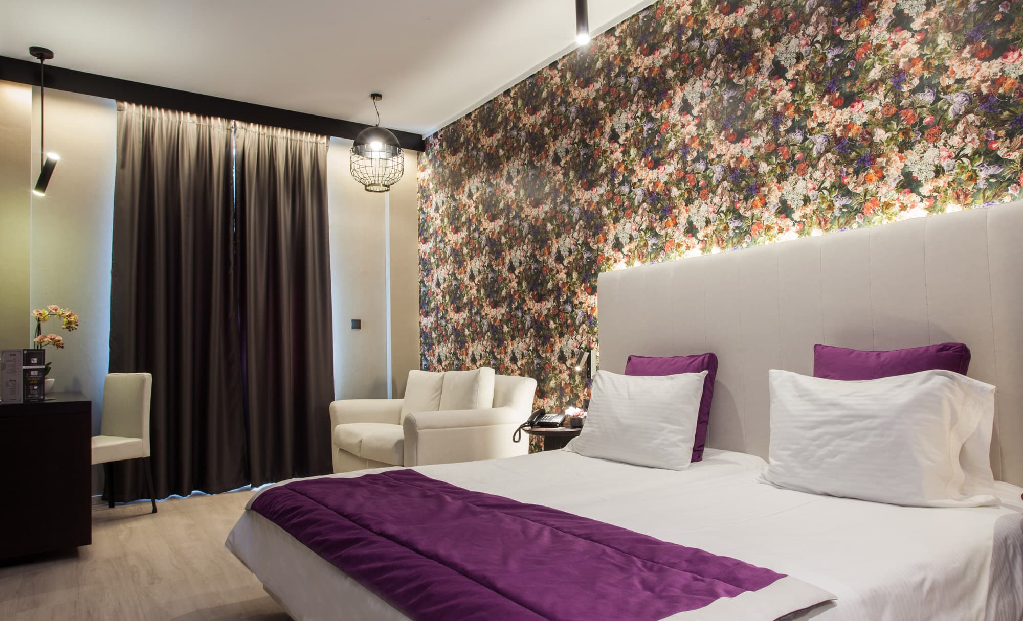 Egnatia Palace, Room