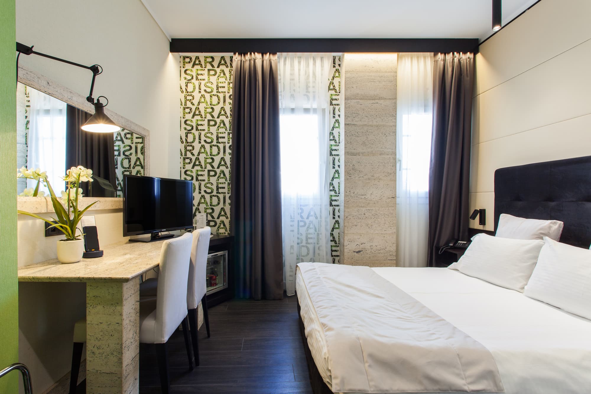 Egnatia Palace, Room