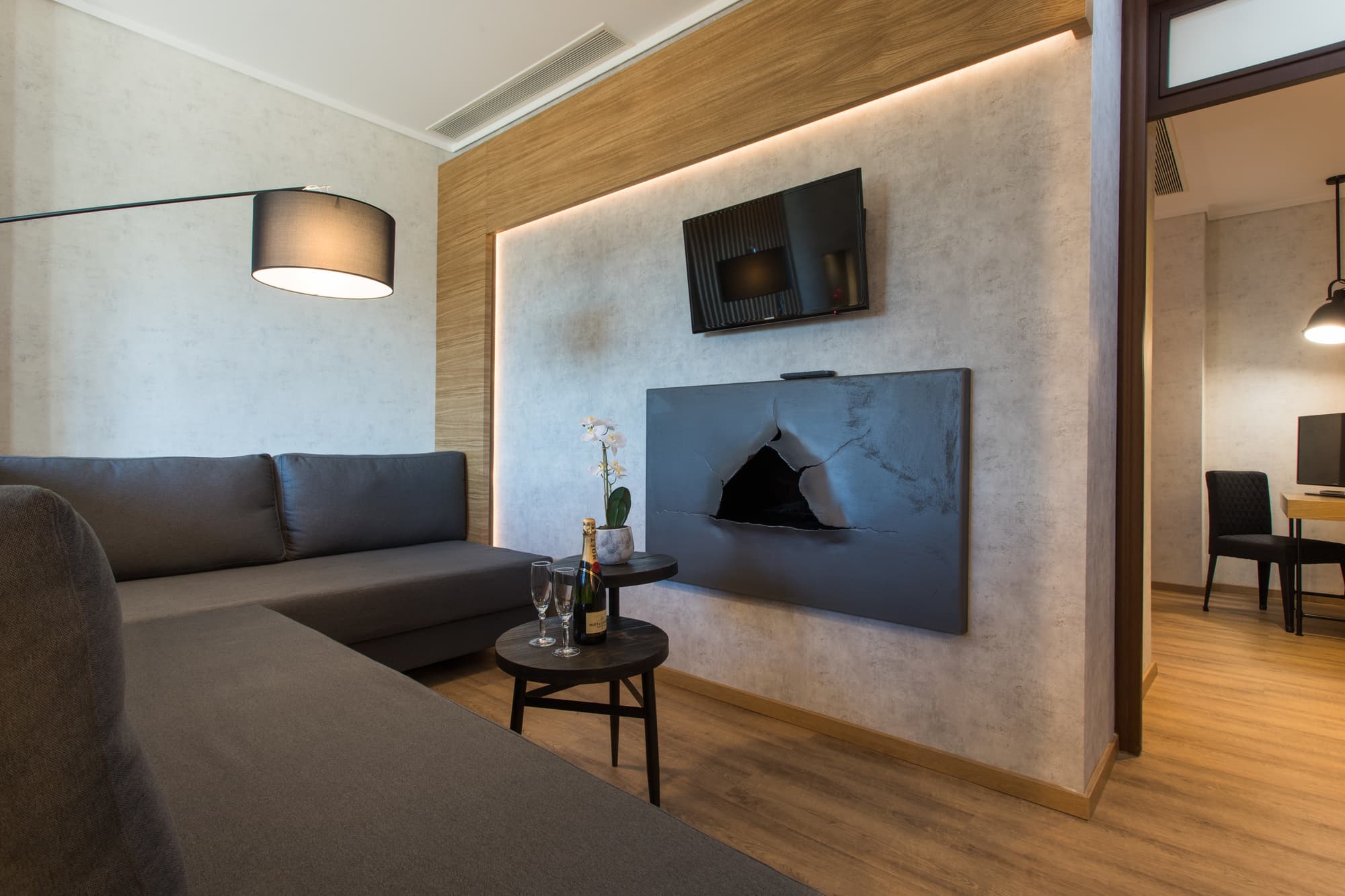 Egnatia Palace, Room