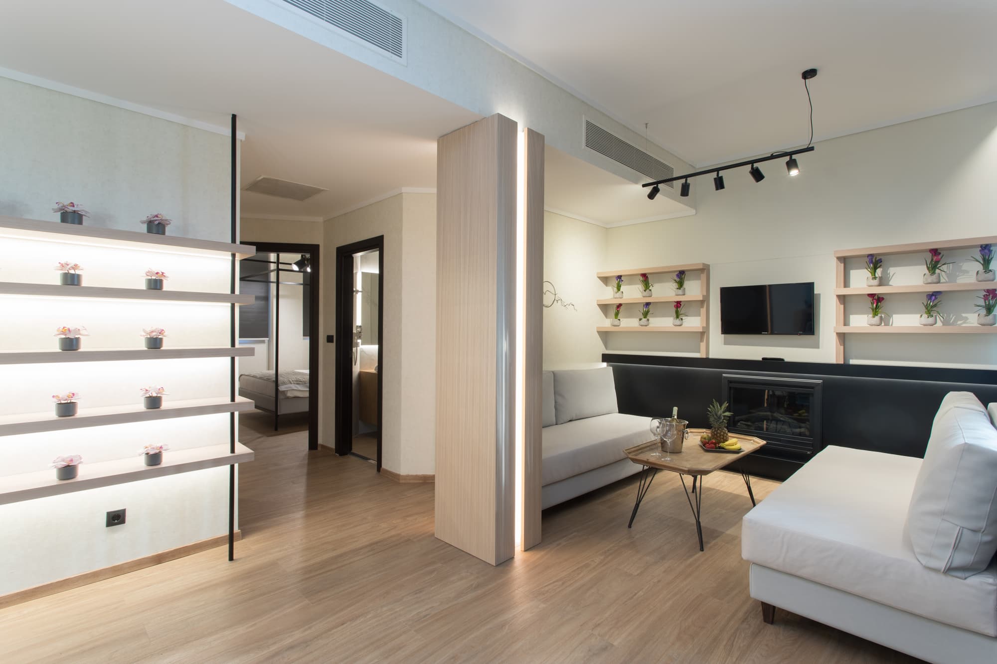 Egnatia Palace, Room