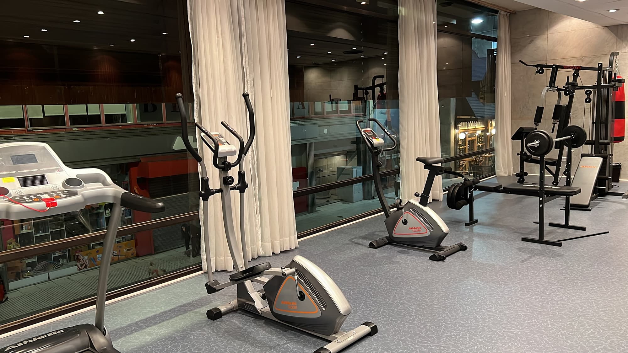 Grand King, General view