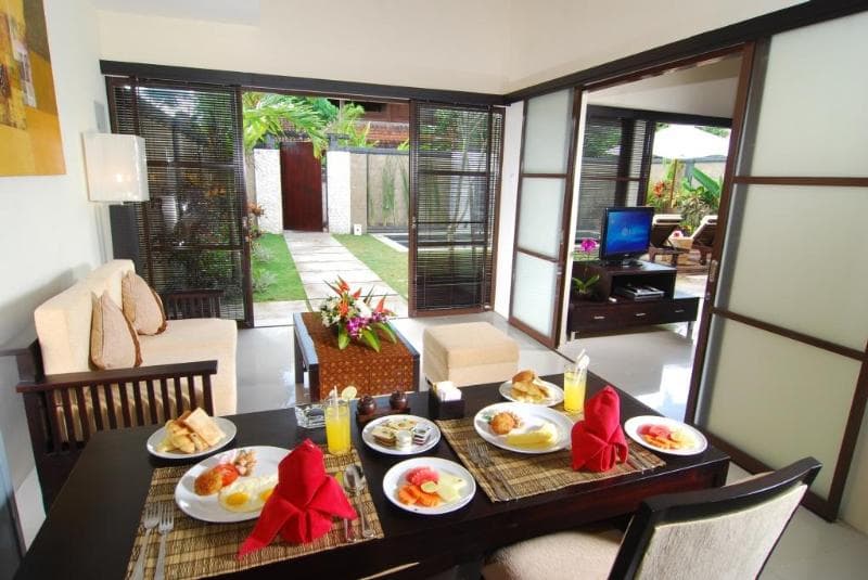 Bali Rich Villas Seminyak Beach , Restaurant
