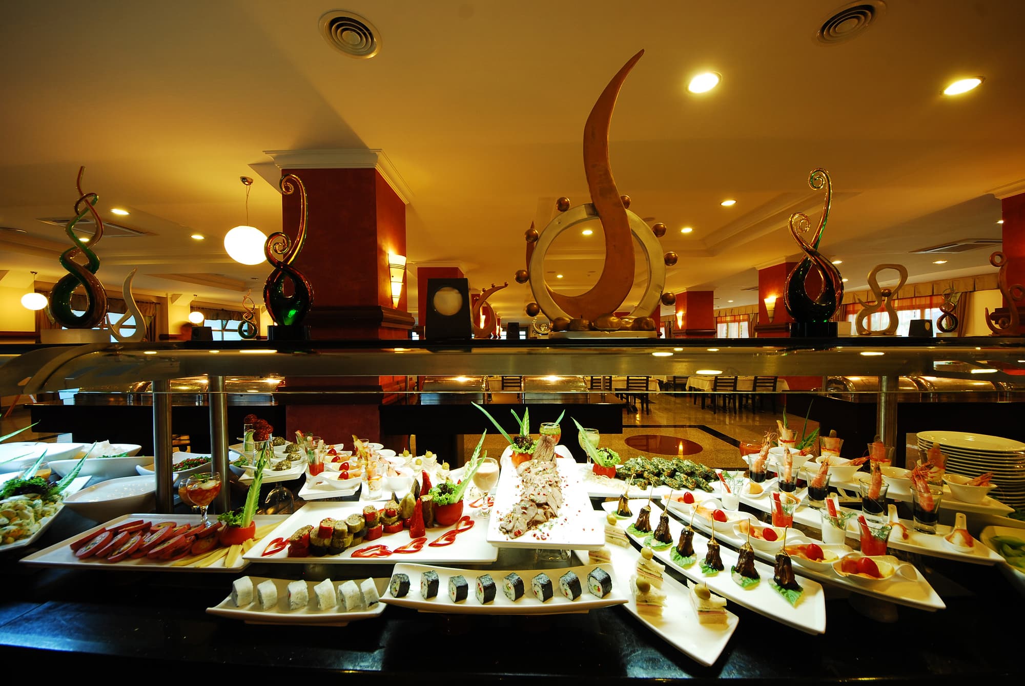 Grand Pasa Hotel, Restaurant