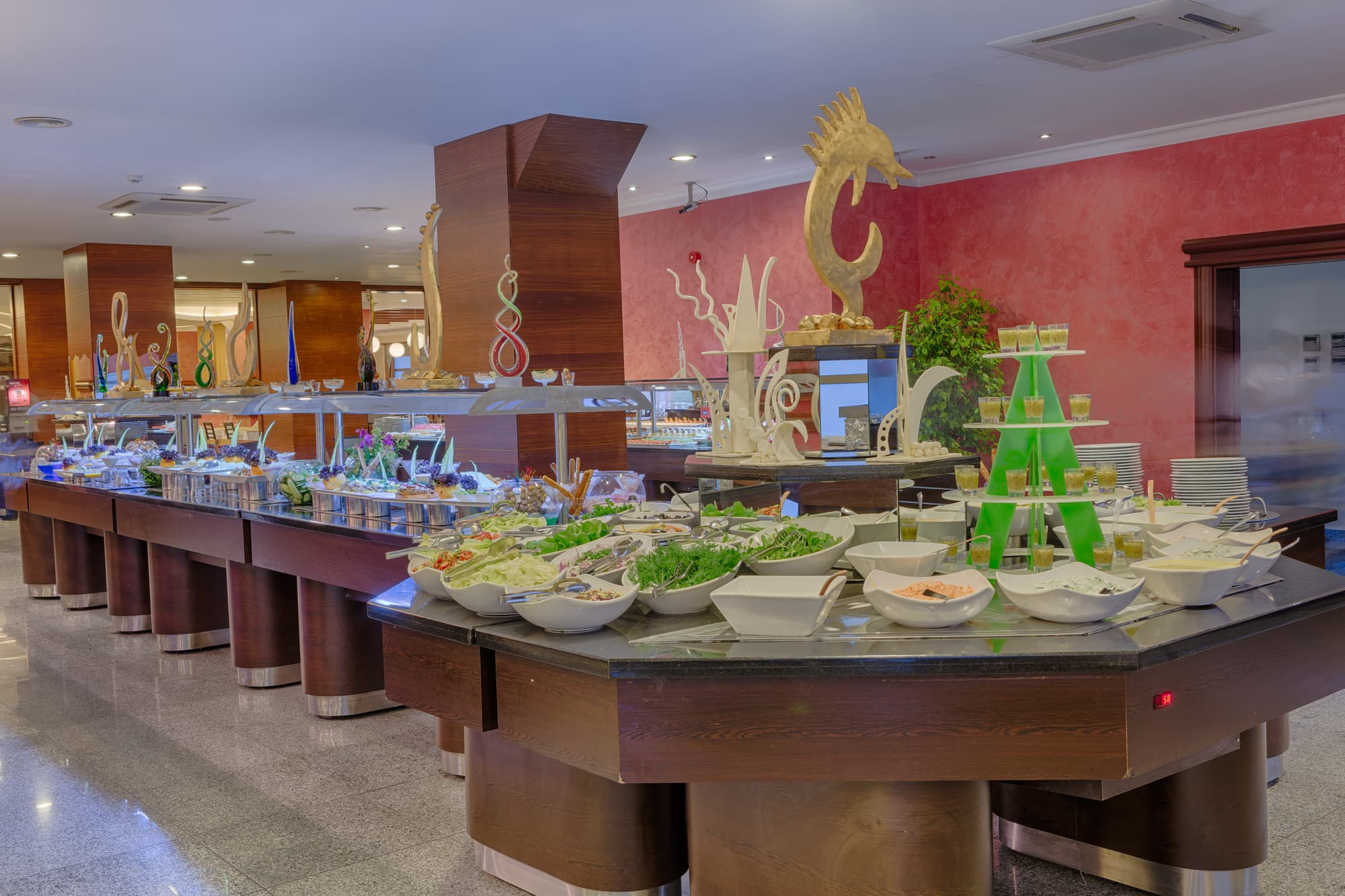 Grand Pasa Hotel, Restaurant