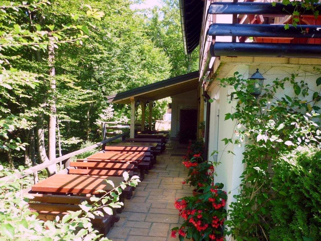 House Sankovic, Terrace