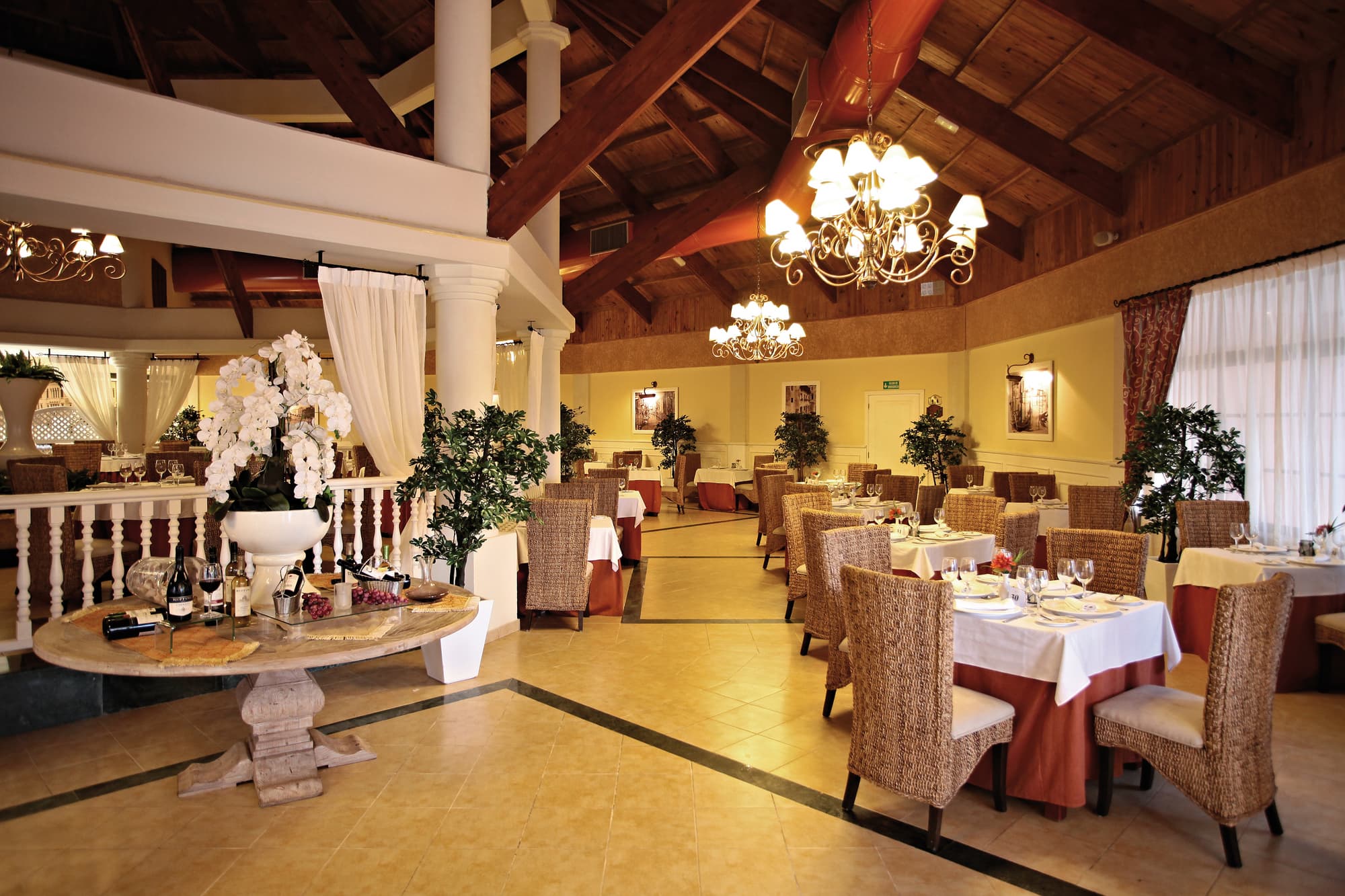 Bahia Principe Grand La Romana All Inclusive, Restaurant